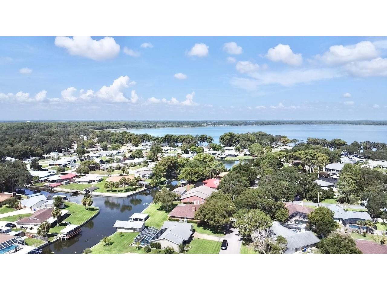 305 W Delaware Street Tavares FL 32778 - LAKE EUSTIS G5115352 image51