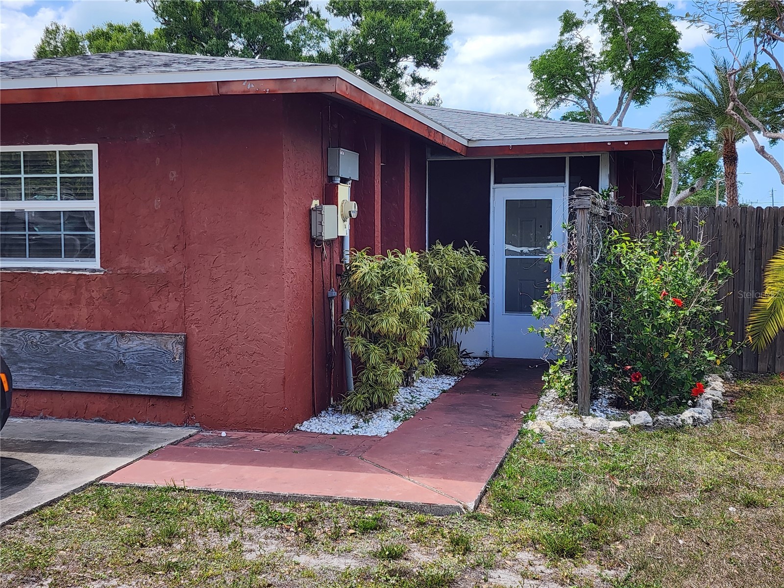 3050 8th Street Sarasota FL 34237 A4688907 image3