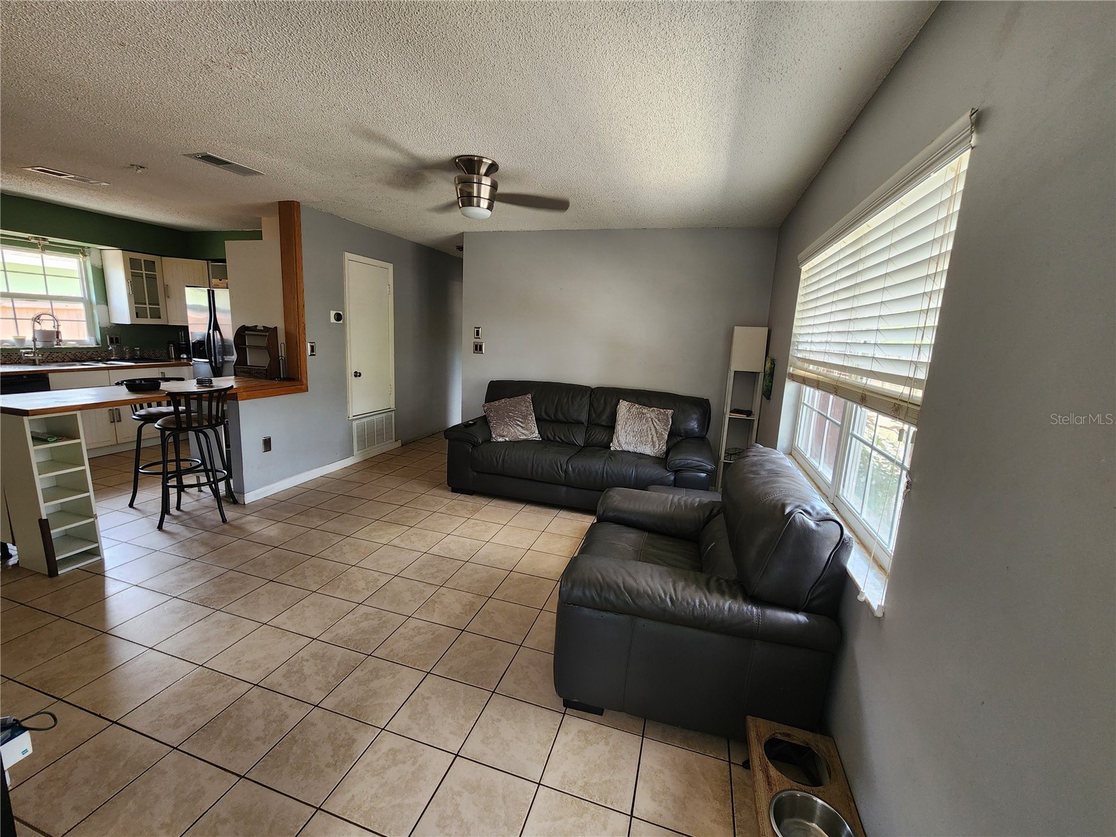 3050 8th Street Sarasota FL 34237 A4688907 image4