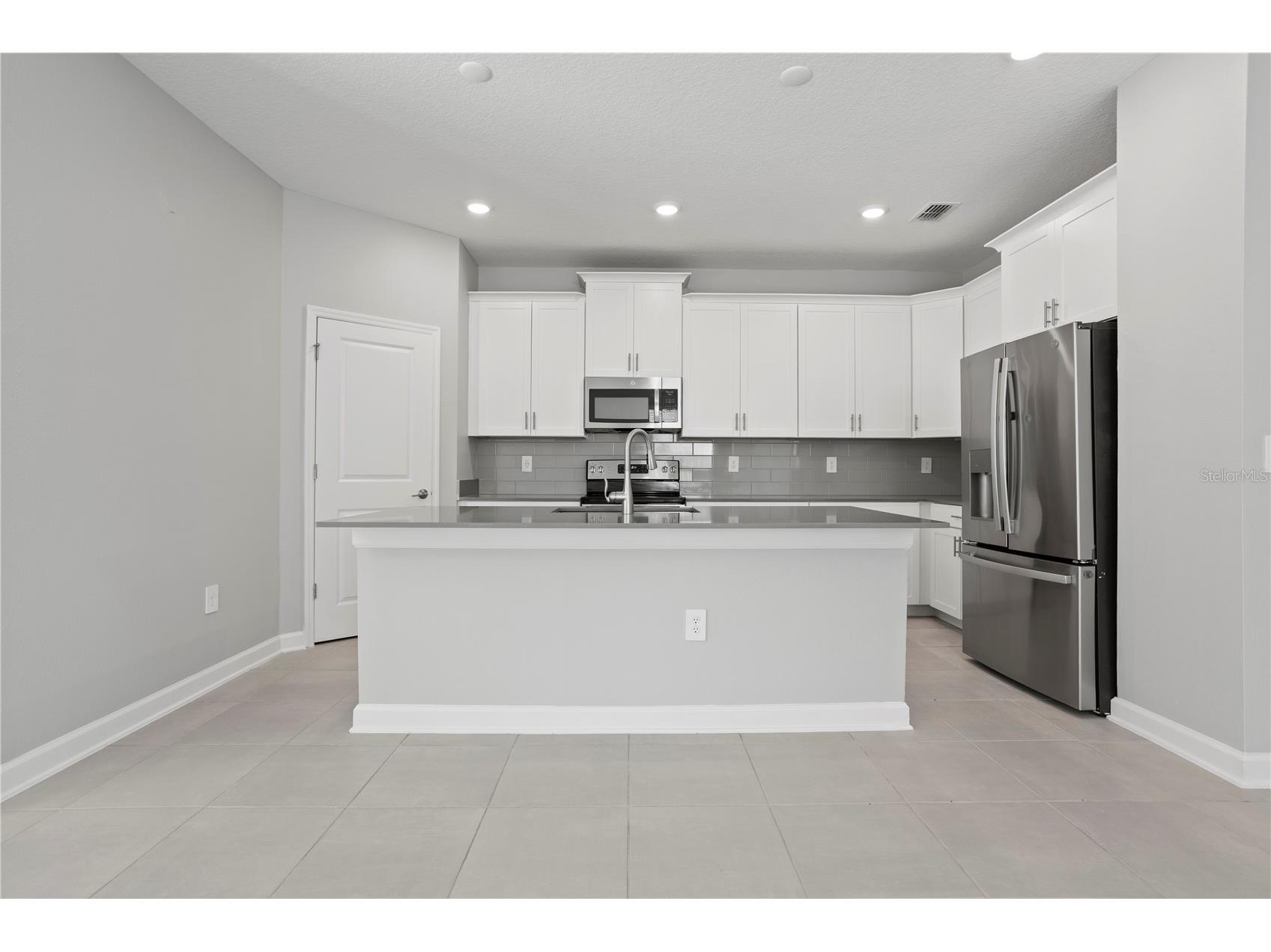3050 Camden Way Davenport FL 33837 O6387597 image8