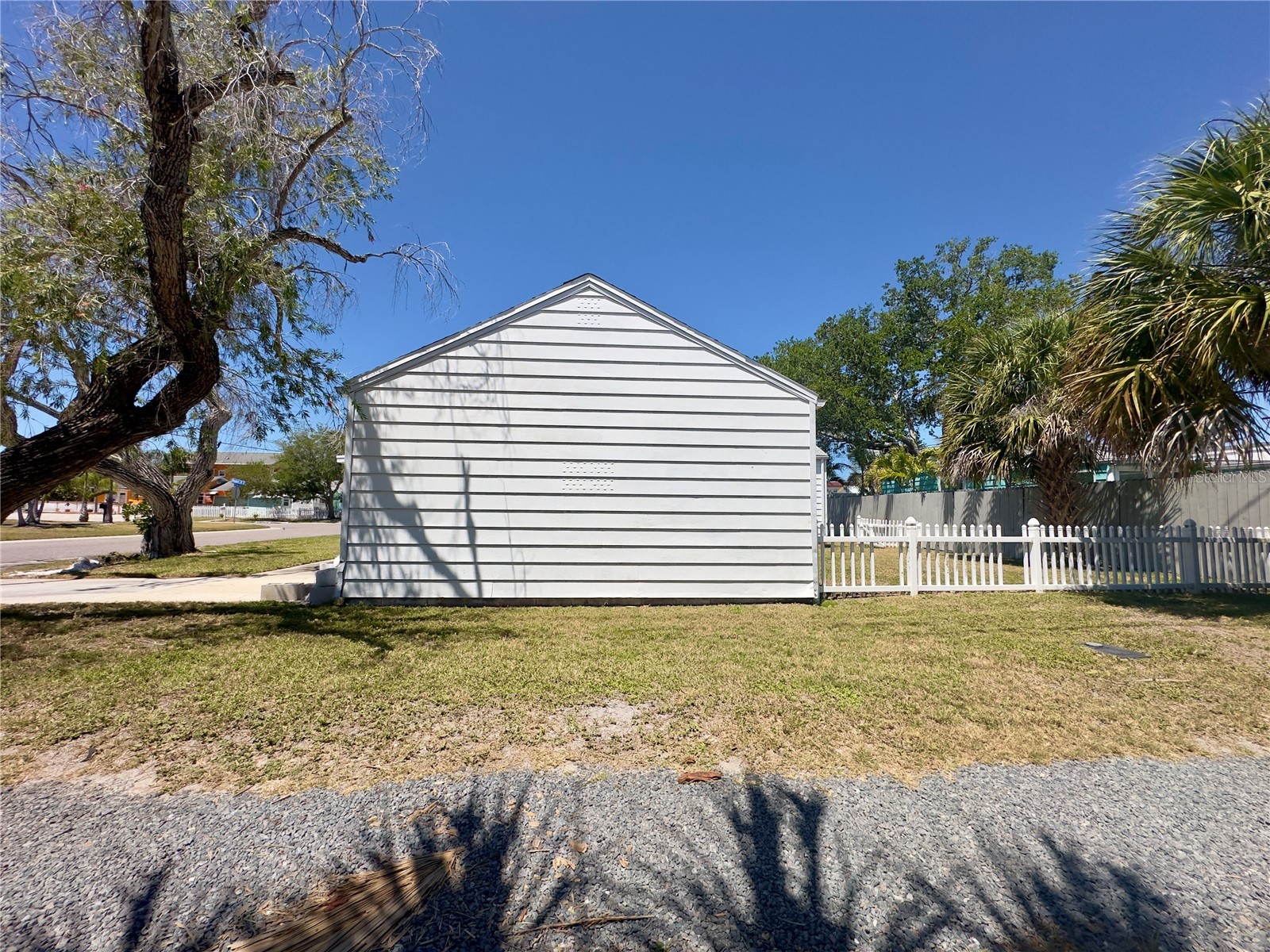 3050 Dupont Street S Gulfport FL 33707 TB8502919 image8