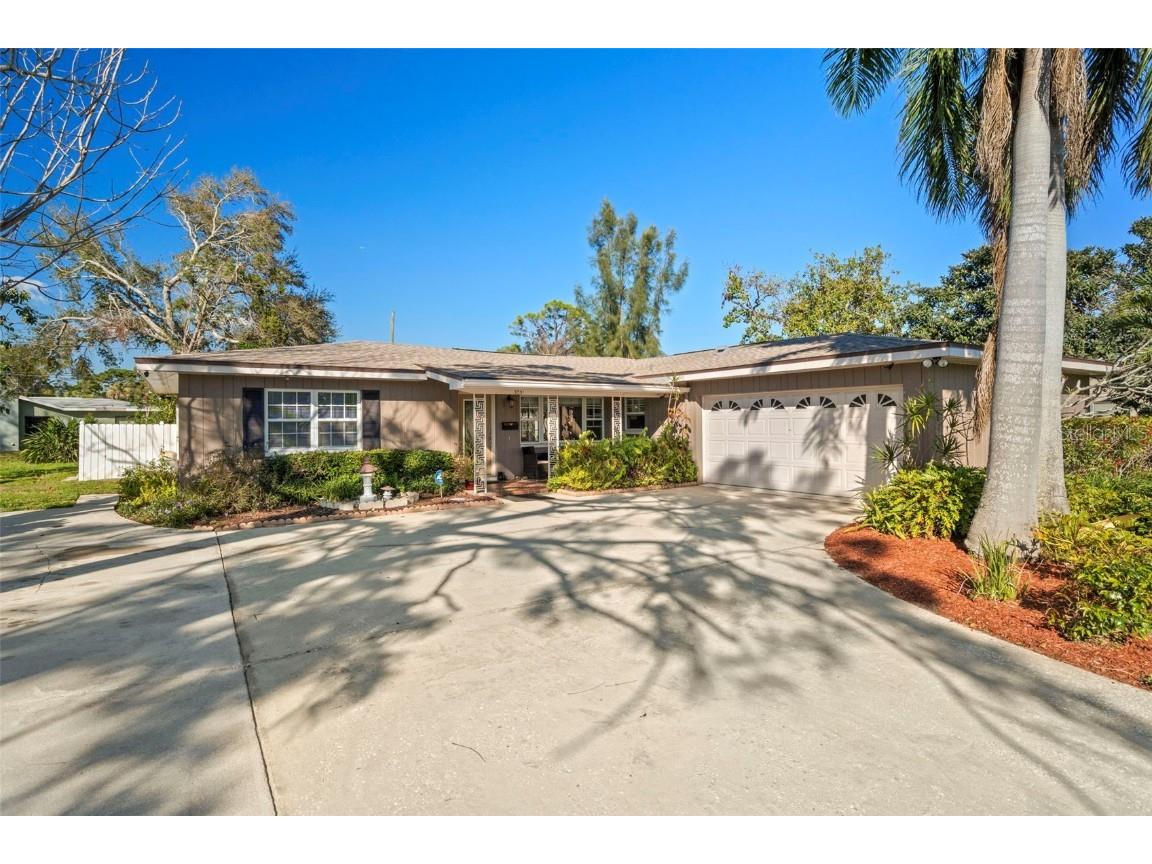 3051 37th Avenue S Saint Petersburg FL 33712 TB8357976 image1