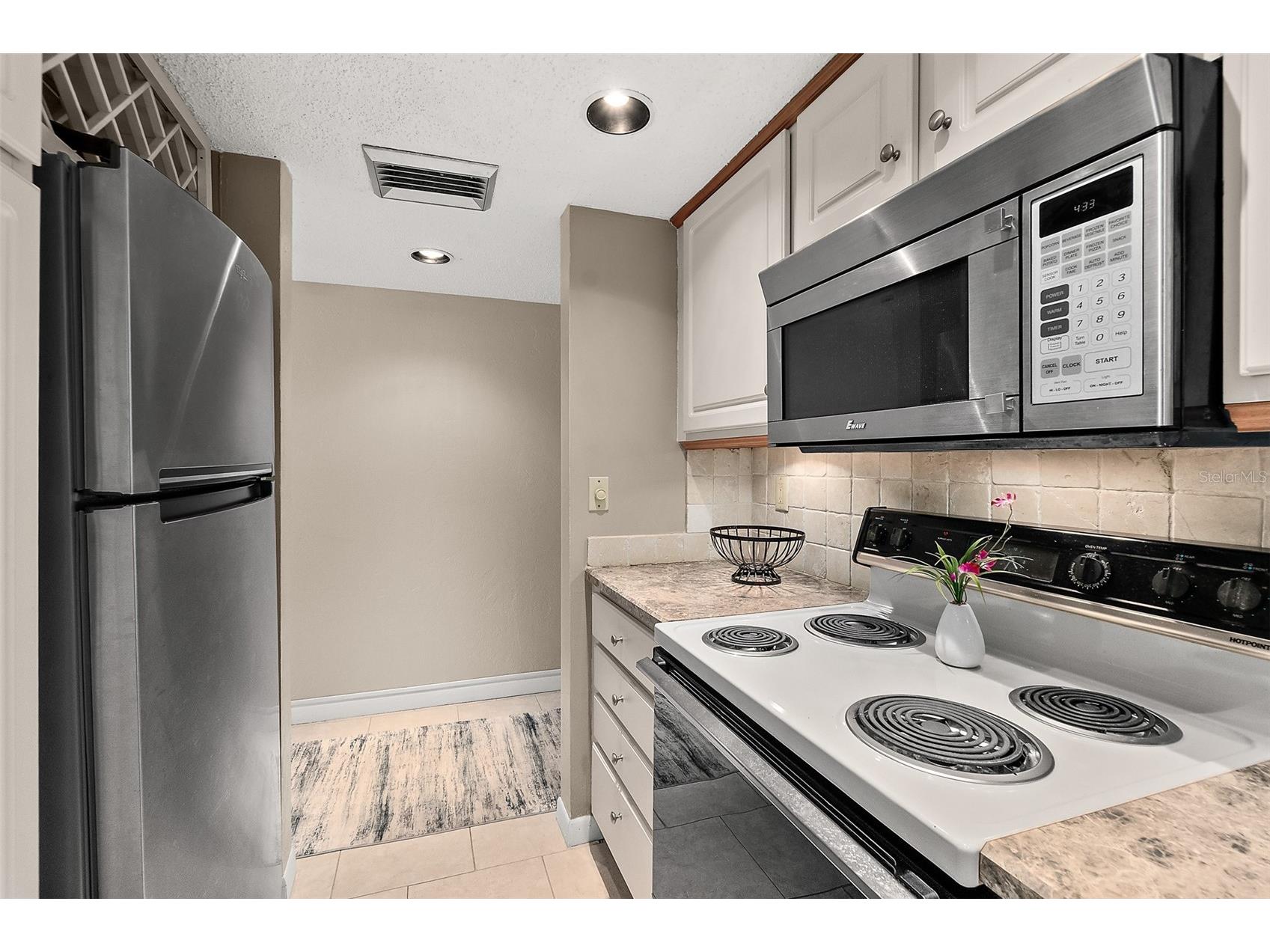 3051 S Atlantic Avenue #1806 Daytona Beach FL 32118 V4947100 image17