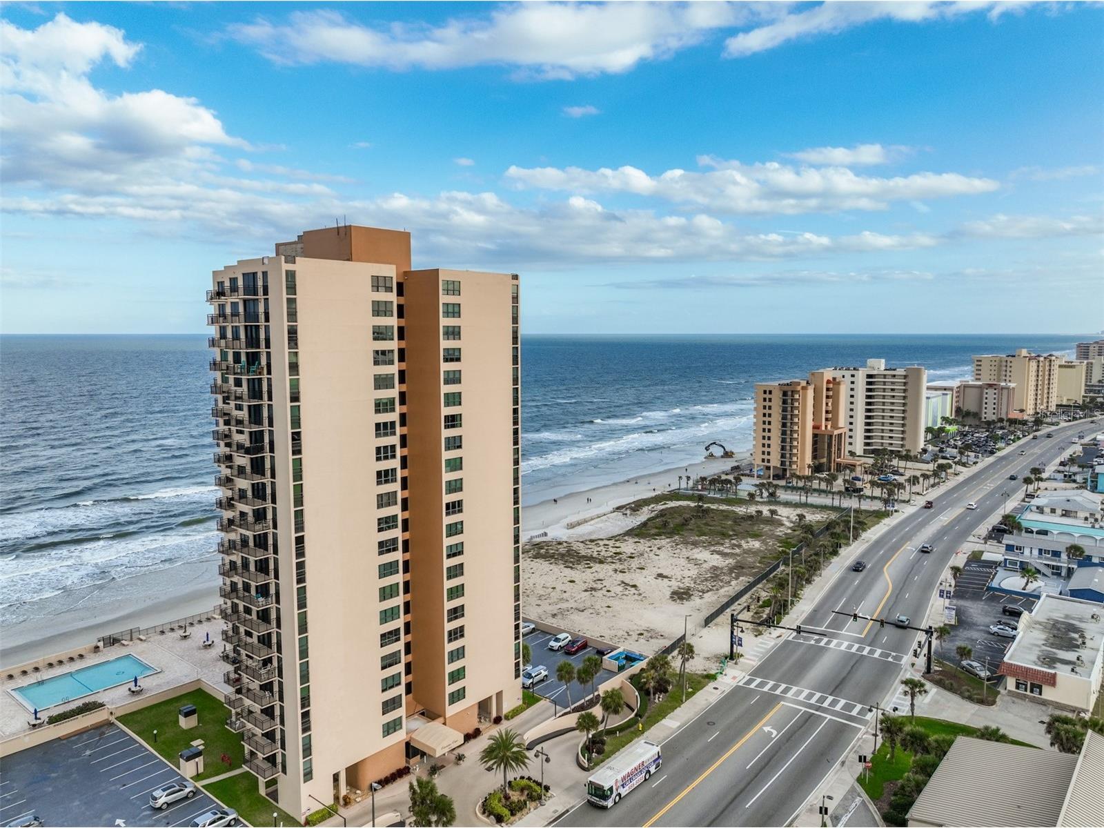 3051 S Atlantic Avenue #1806 Daytona Beach FL 32118 V4947100 image40