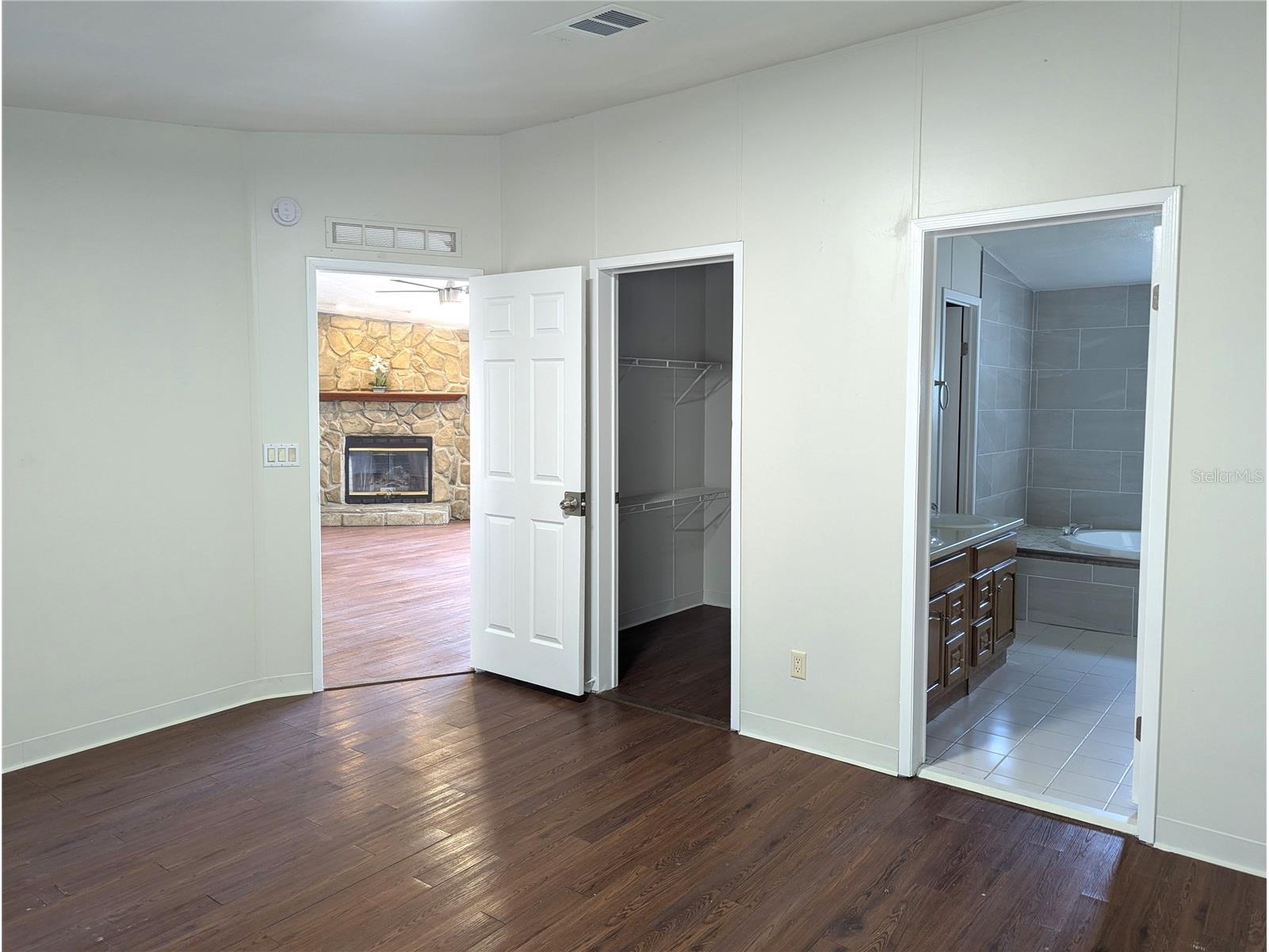30517 Clearview Drive Wesley Chapel FL 33545 TB8528898 image33