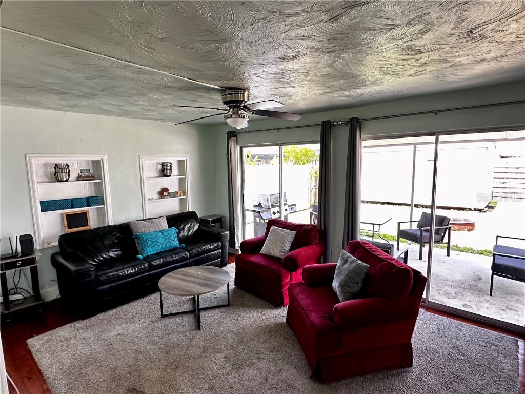 3052 Alta Vista St Sarasota FL 34237 A4659266 image10