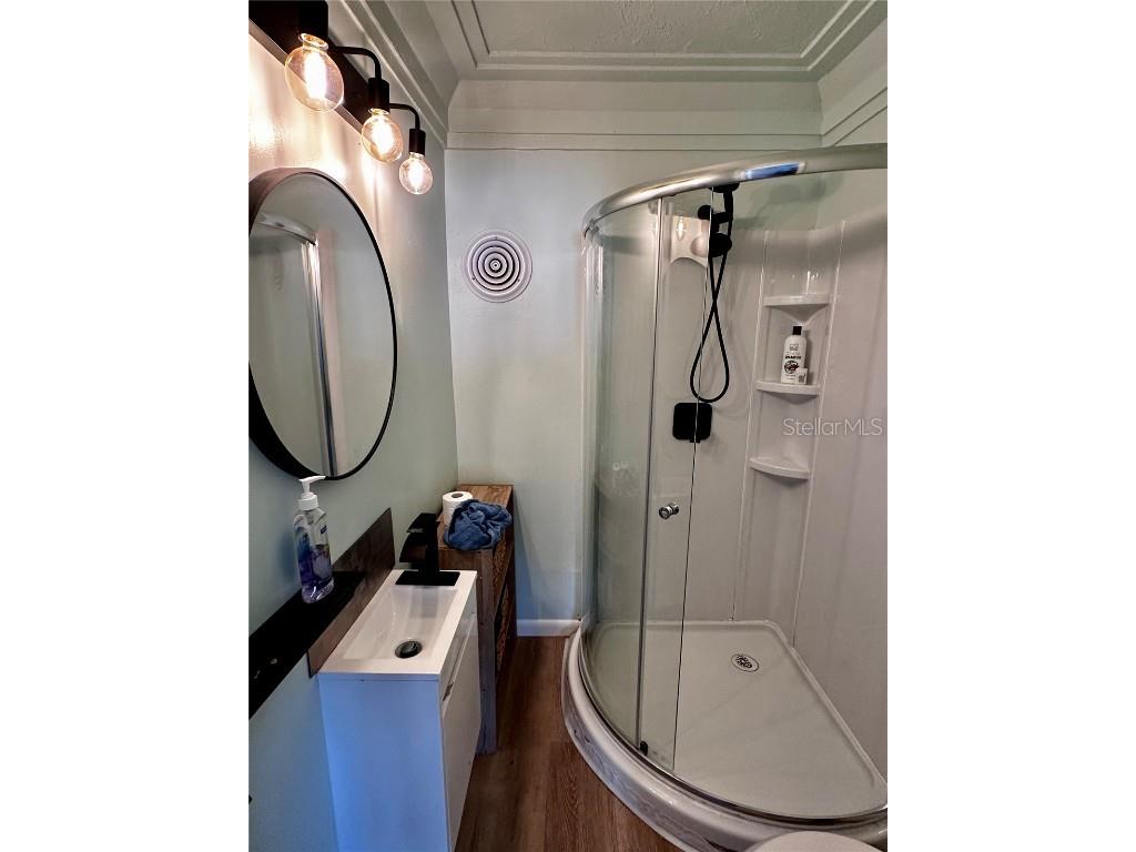 3052 Alta Vista St Sarasota FL 34237 A4659266 image20