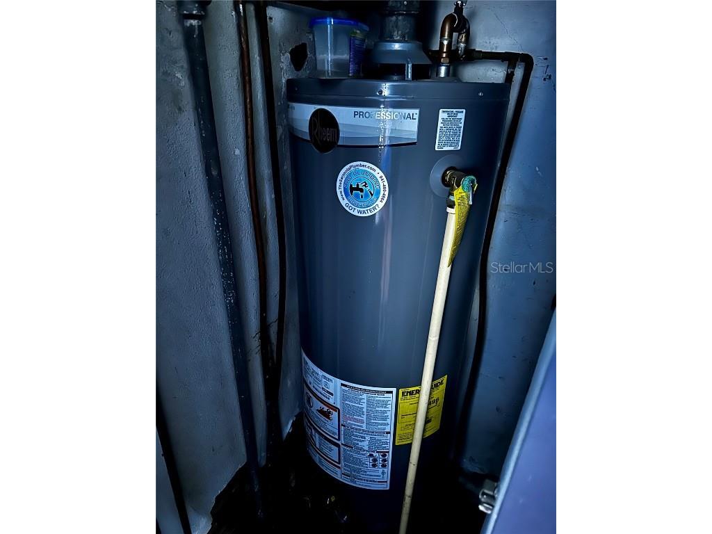 3052 Alta Vista St Sarasota FL 34237 A4659266 image22