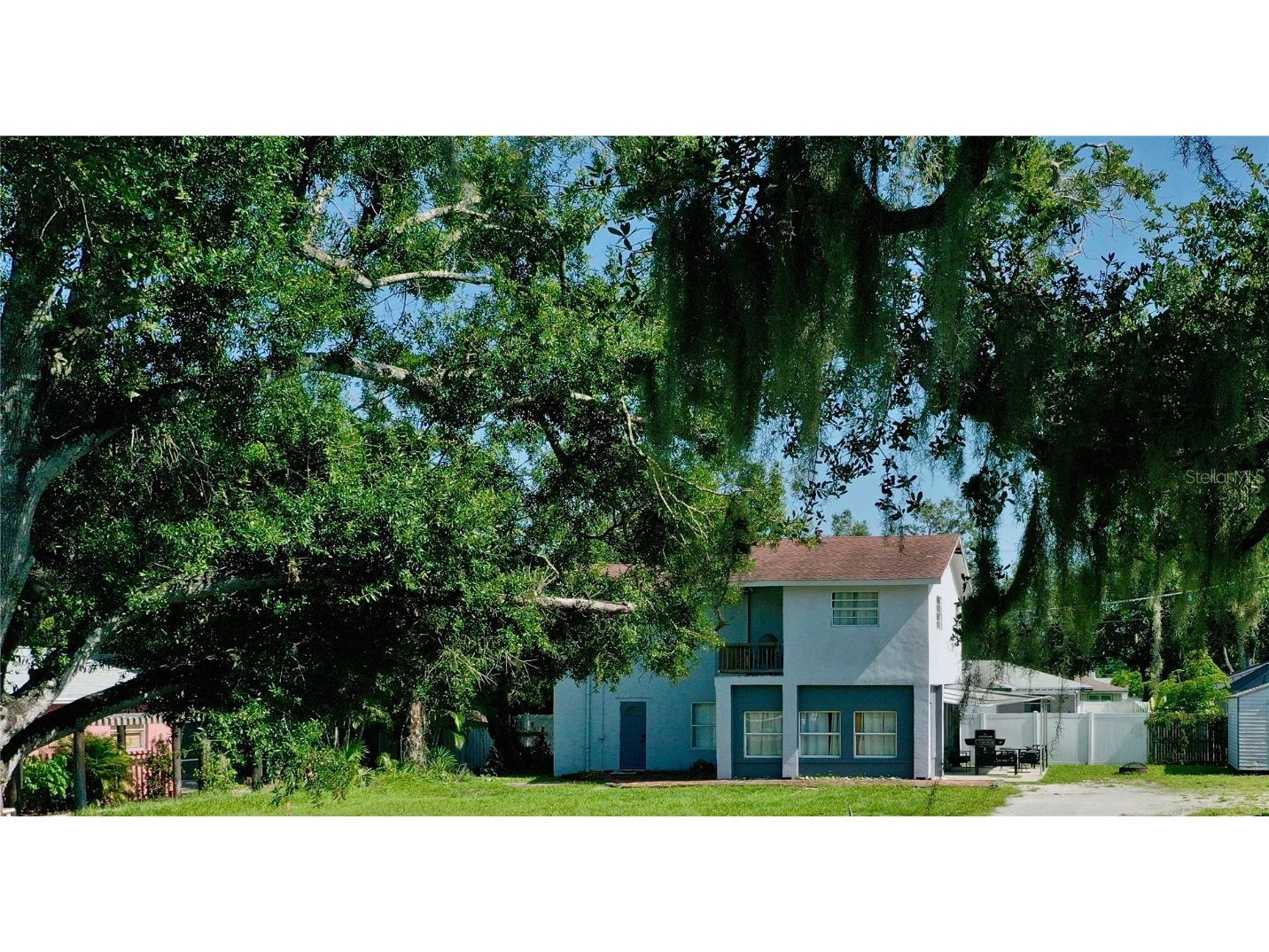 3052 Alta Vista St Sarasota FL 34237 A4659266 image4