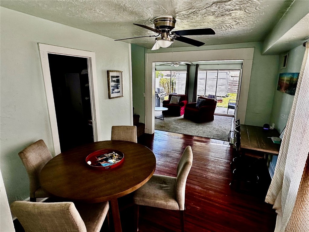 3052 Alta Vista St Sarasota FL 34237 A4659266 image7