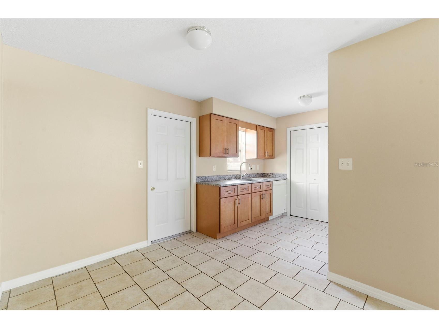 3052 Park Lane #B Dunedin FL 34698 W7885634 image13
