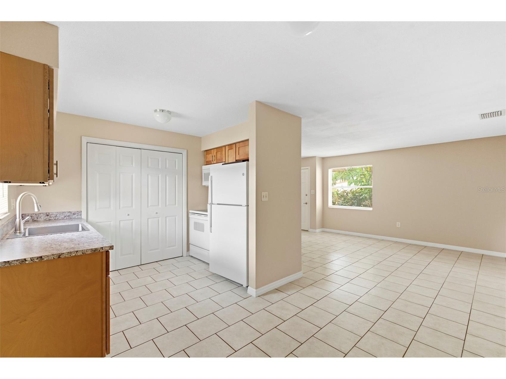 3052 Park Lane #B Dunedin FL 34698 W7885634 image14