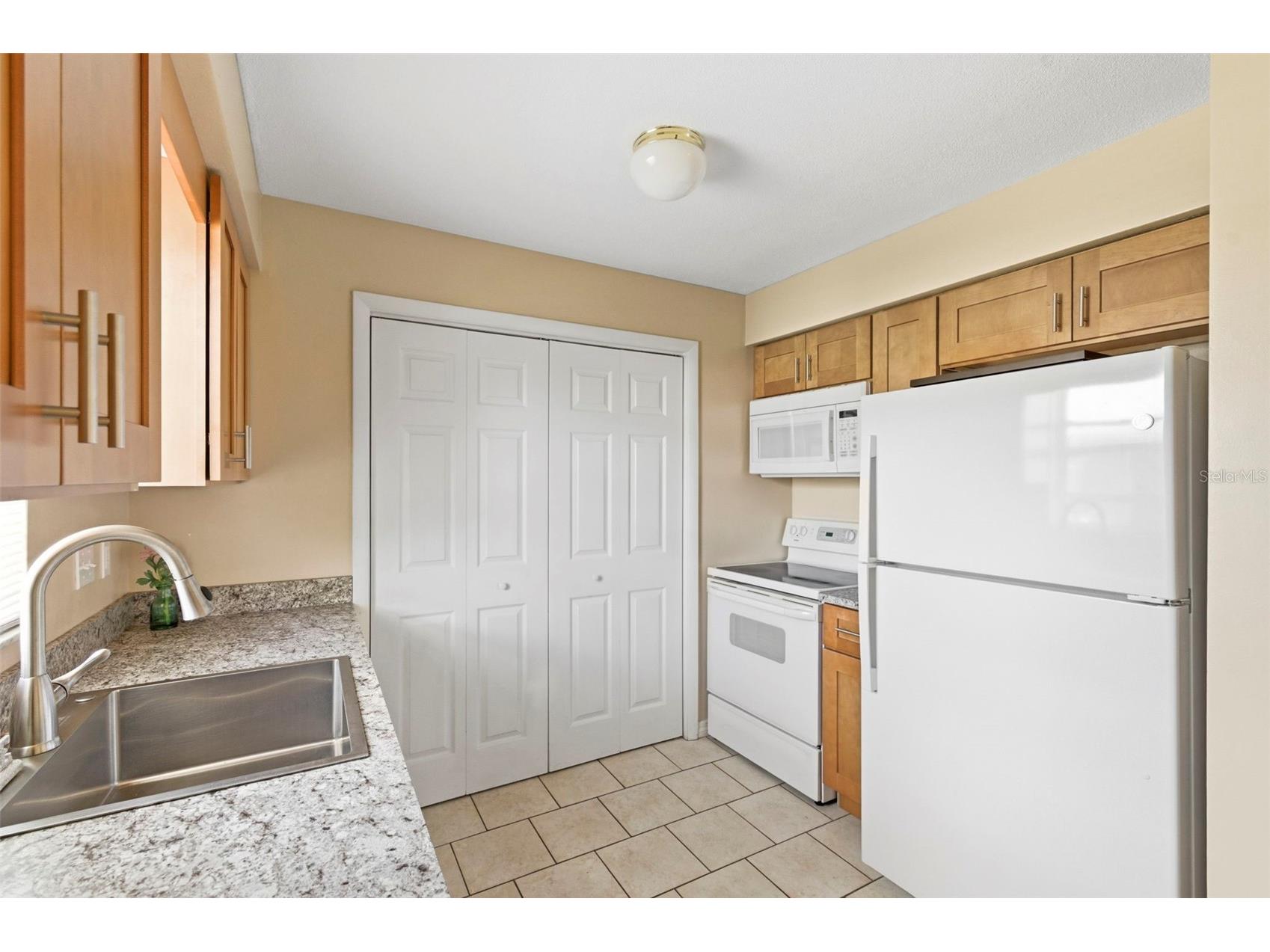 3052 Park Lane #B Dunedin FL 34698 W7885634 image17
