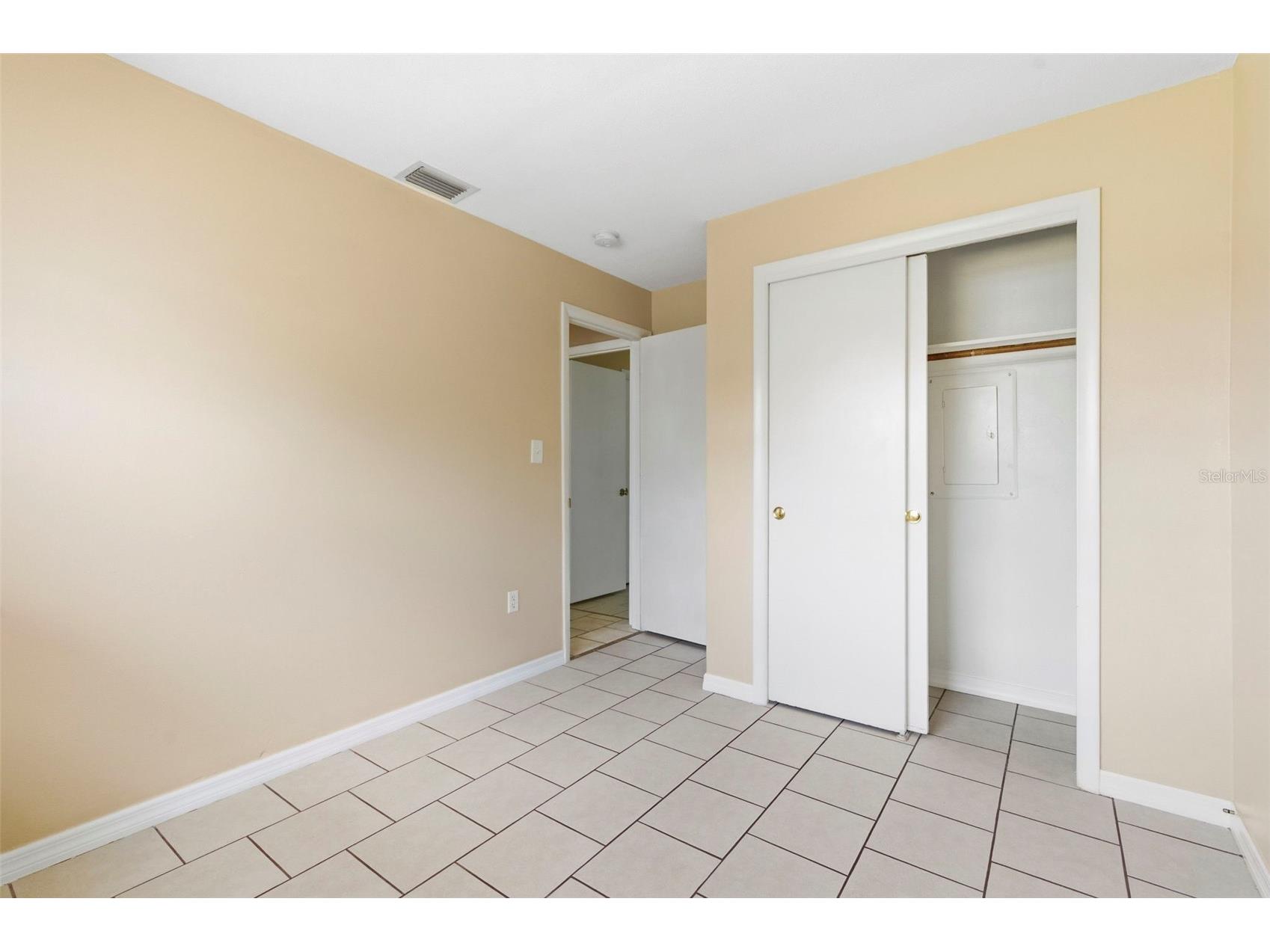 3052 Park Lane #B Dunedin FL 34698 W7885634 image28