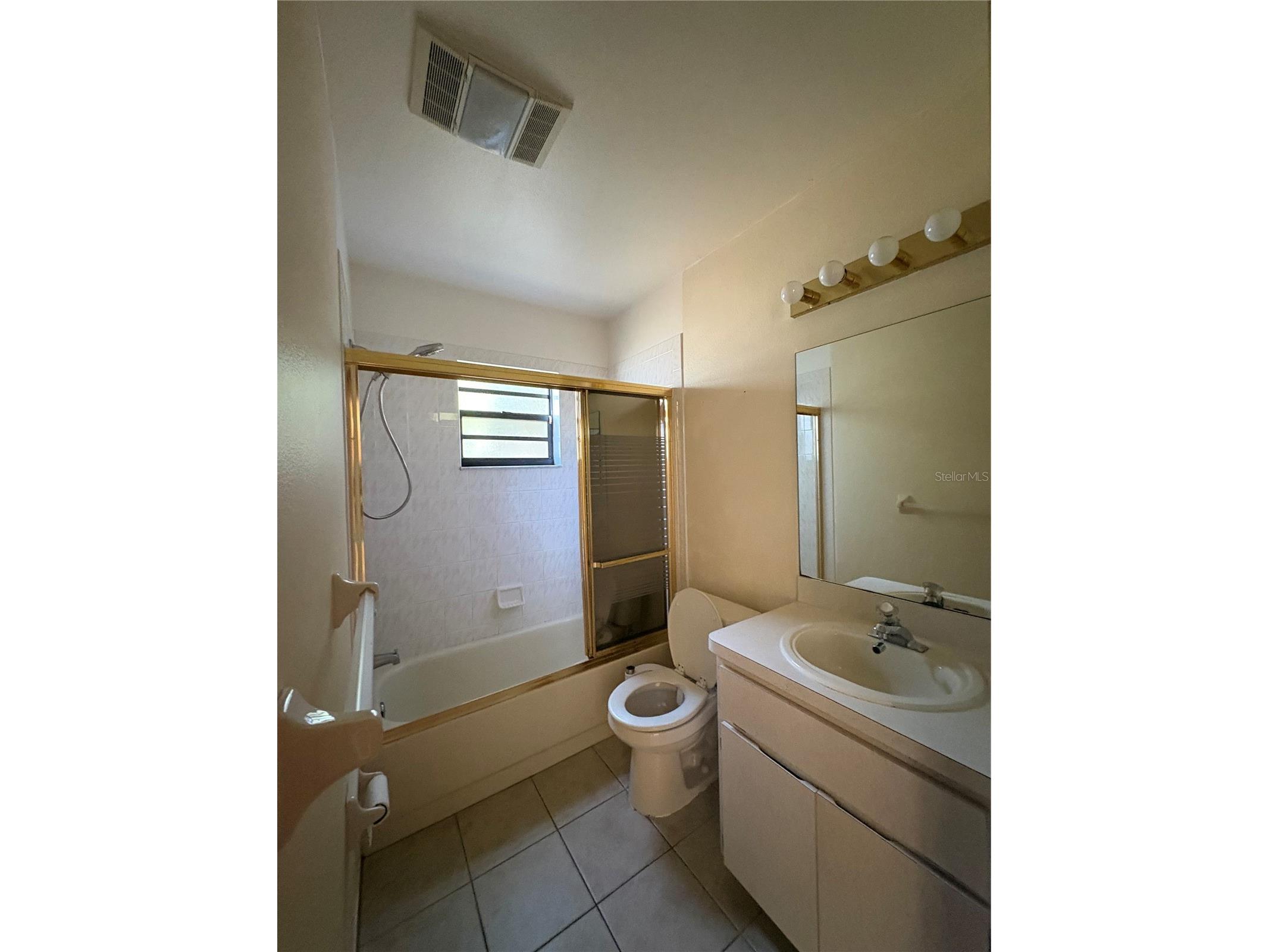 3052 Salton Street Holiday FL 34691 TB8493940 image14