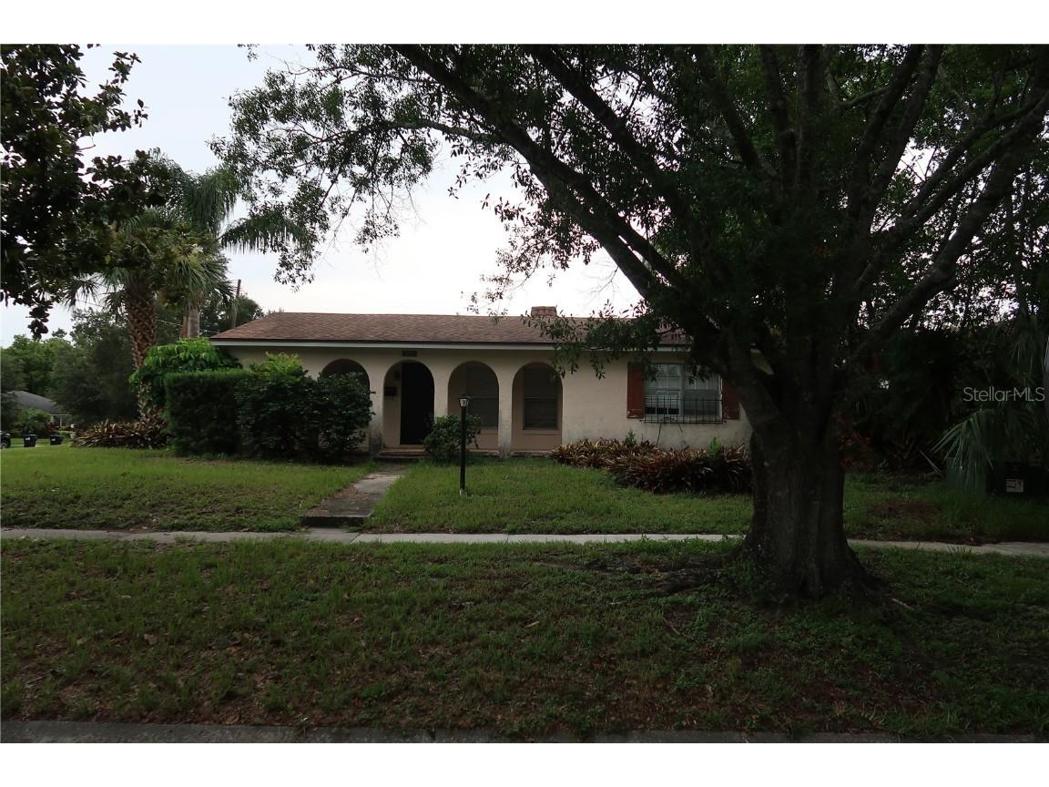 3052 Saratoga Drive Orlando FL 32806 U8213223 image1