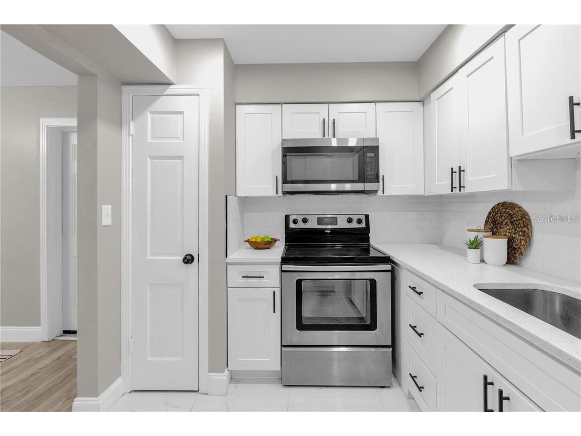 3052 Saratoga Drive Orlando FL 32806 - LAKE CONWAY O6290362 image10