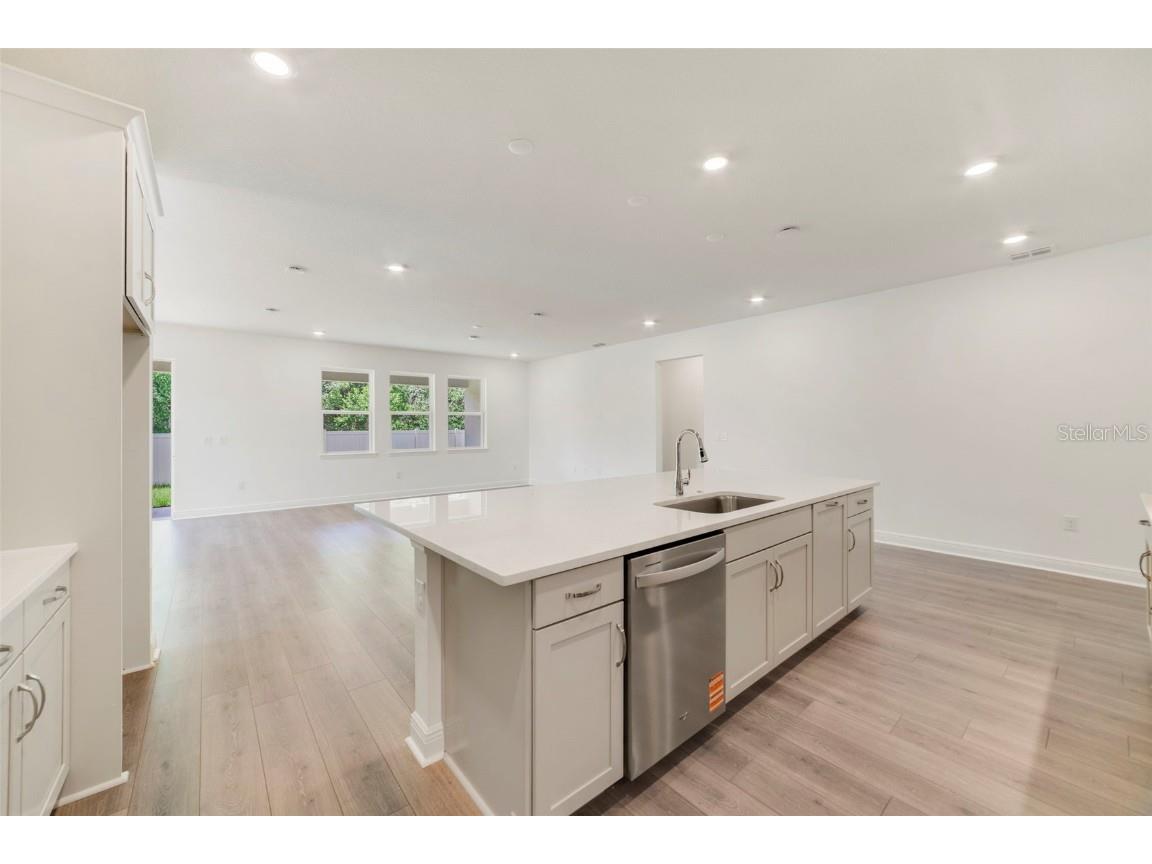 3052 Water Clover Court Apopka FL 32712 O6323200 image4