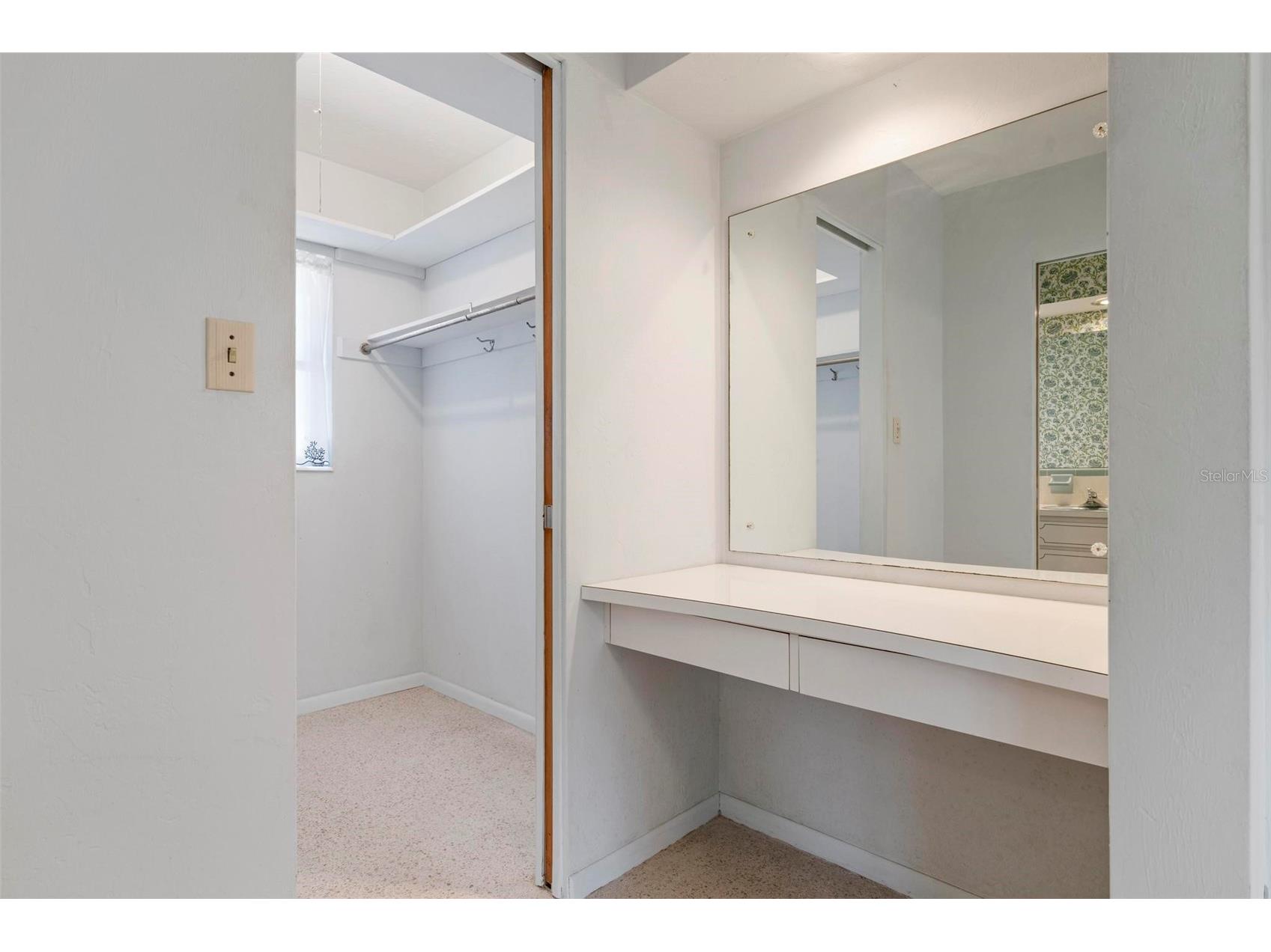 3052 Webber Street Sarasota FL 34239 A4685956 image28