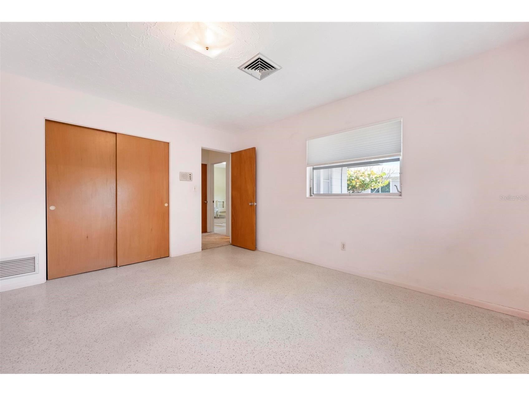 3052 Webber Street Sarasota FL 34239 A4685956 image37