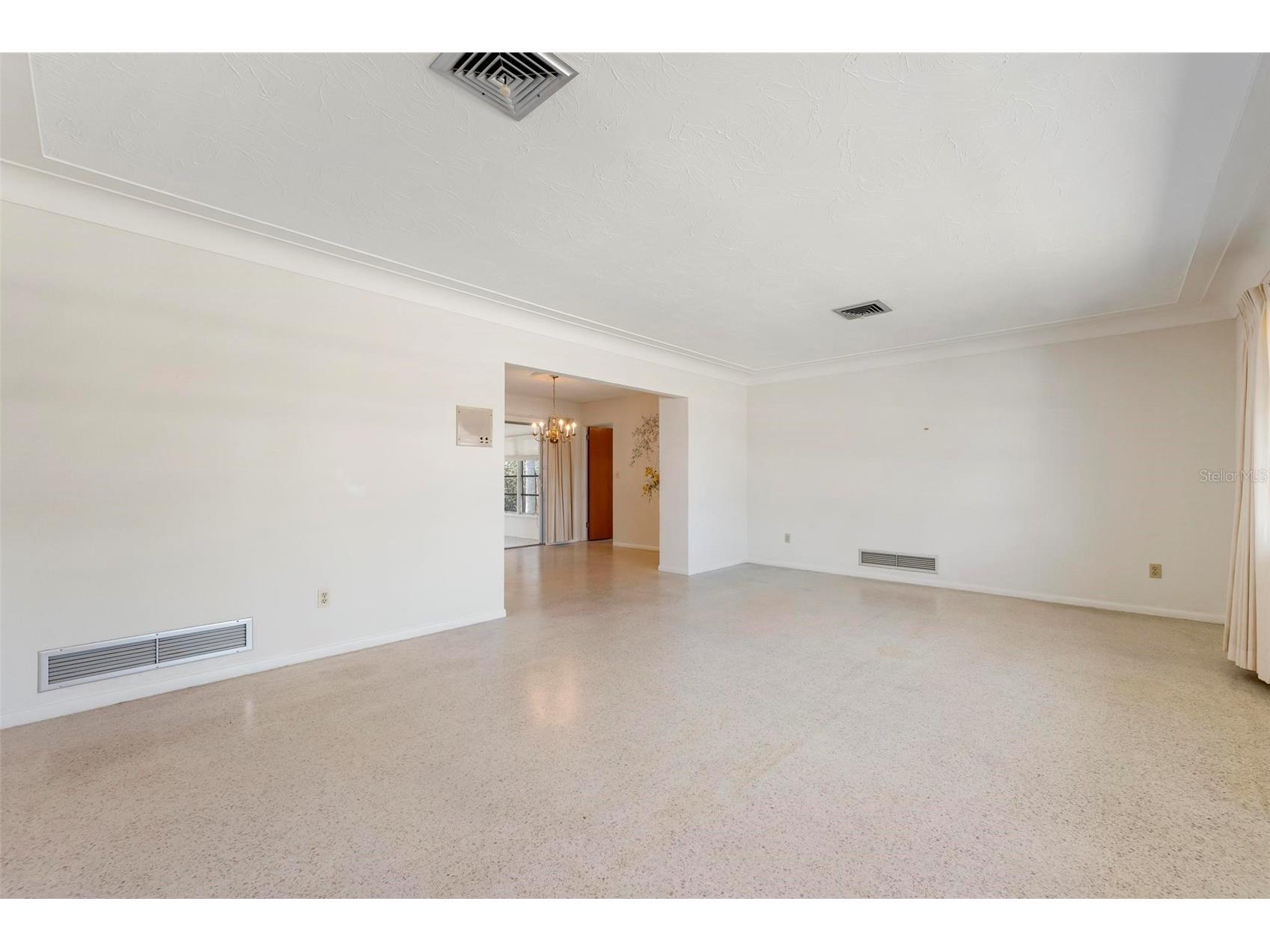 3052 Webber Street Sarasota FL 34239 A4685956 image7