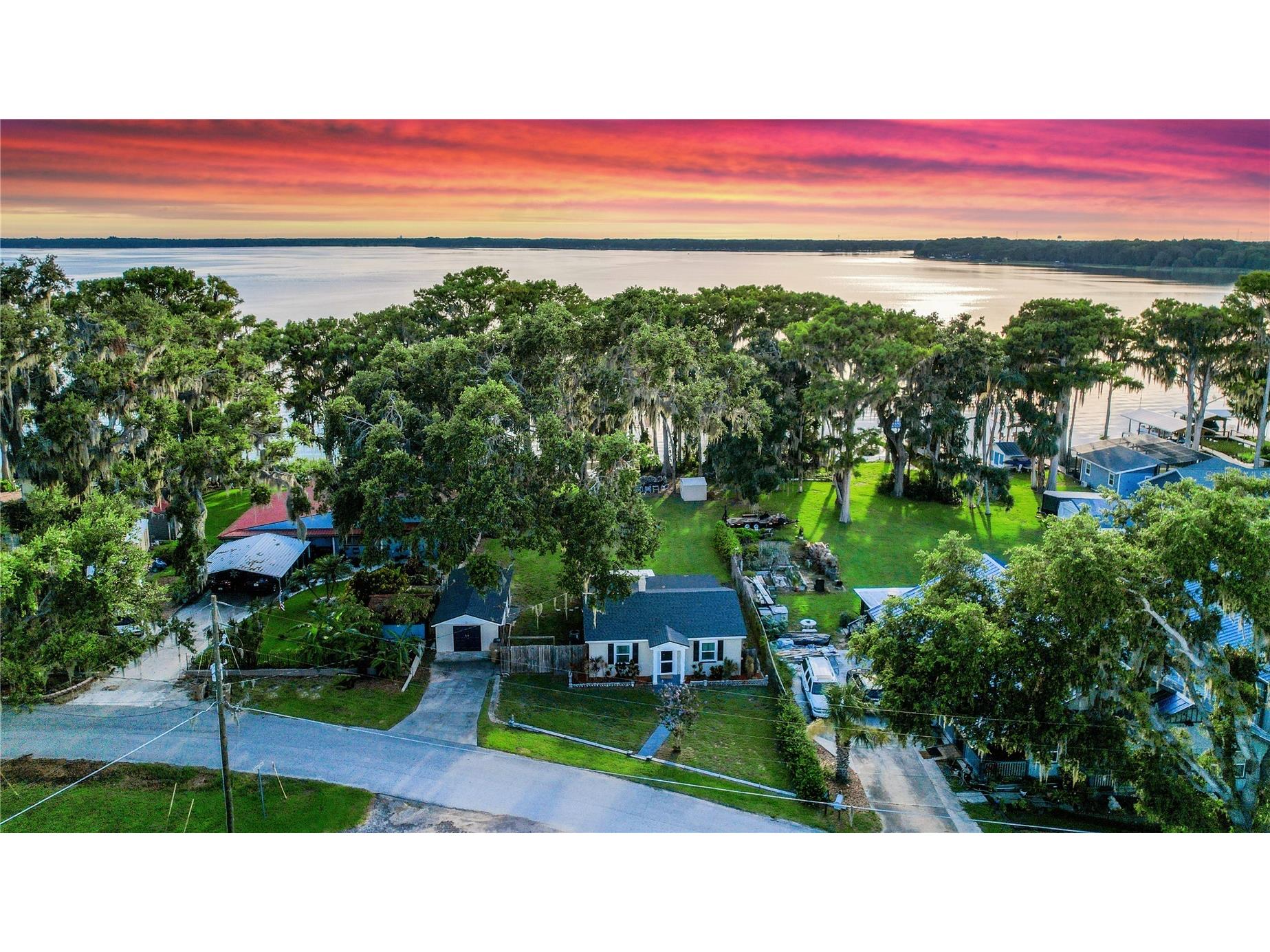 30523 Orange Drive Leesburg FL 34748 - LAKE HARRIS G5098572 image1