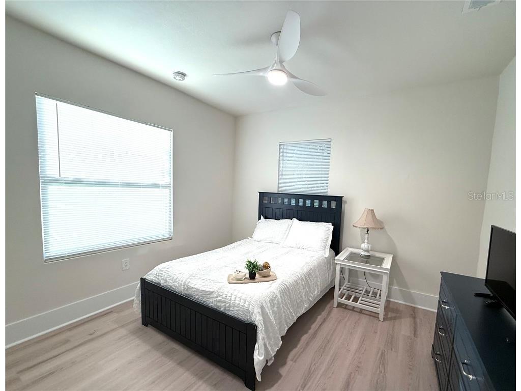 3053 2nd Avenue N Saint Petersburg FL 33713 TB8434314 image14