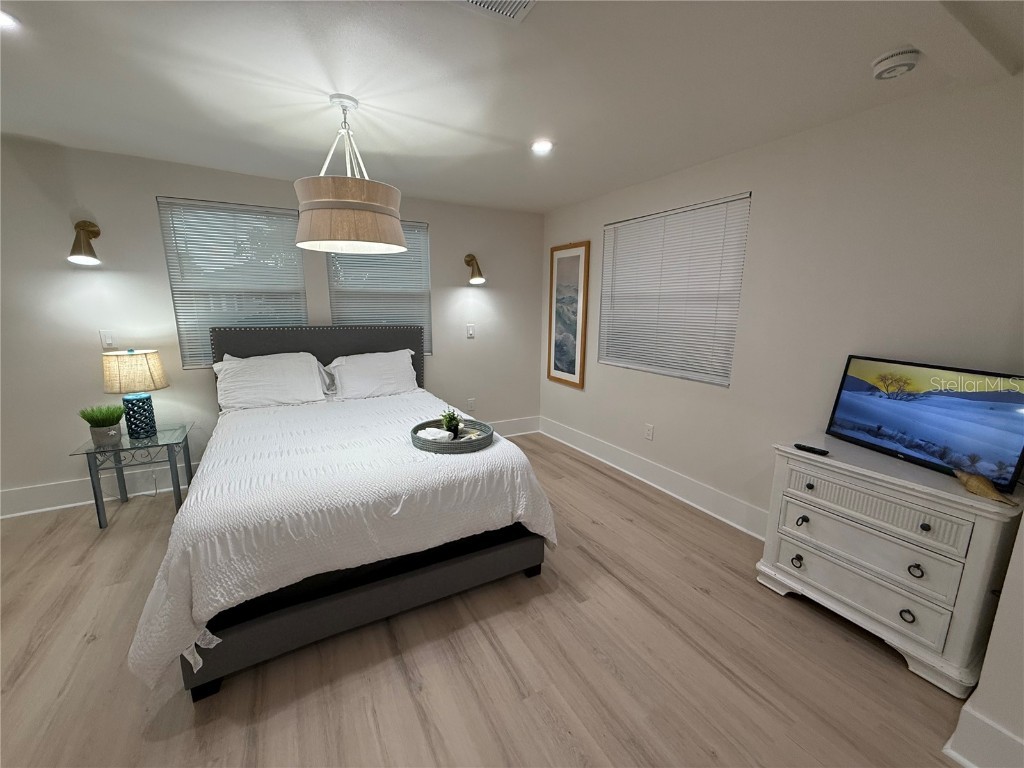 3053 2nd Avenue N Saint Petersburg FL 33713 TB8434314 image8