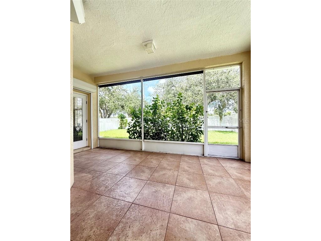 30533 Lettingwell Circle Wesley Chapel FL 33543 TB8426655 image5