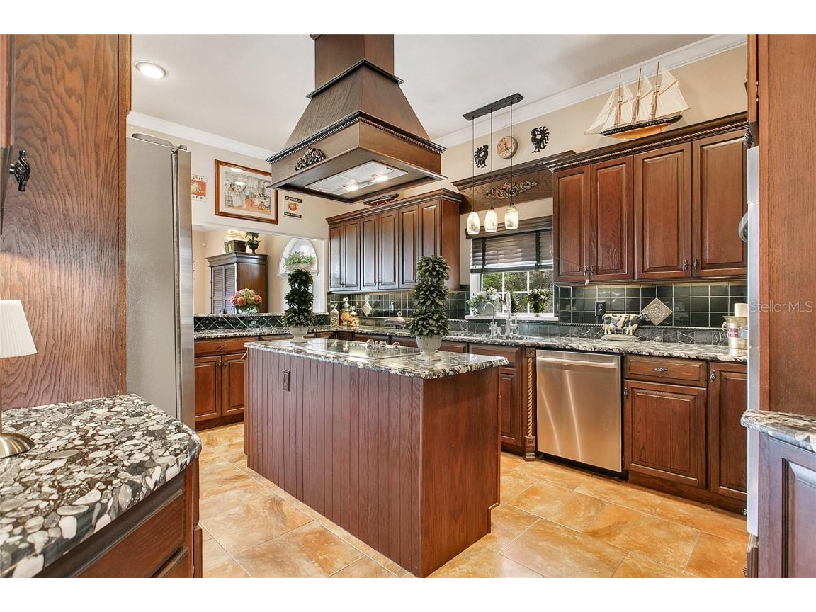 30537 Island Club Drive Deer Island FL 32778 - LAKE DORA & BEAUCLAIR O6329871 image4