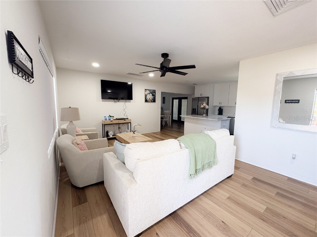 3054 Adrian Avenue Largo FL 33774 TB8388407 image6