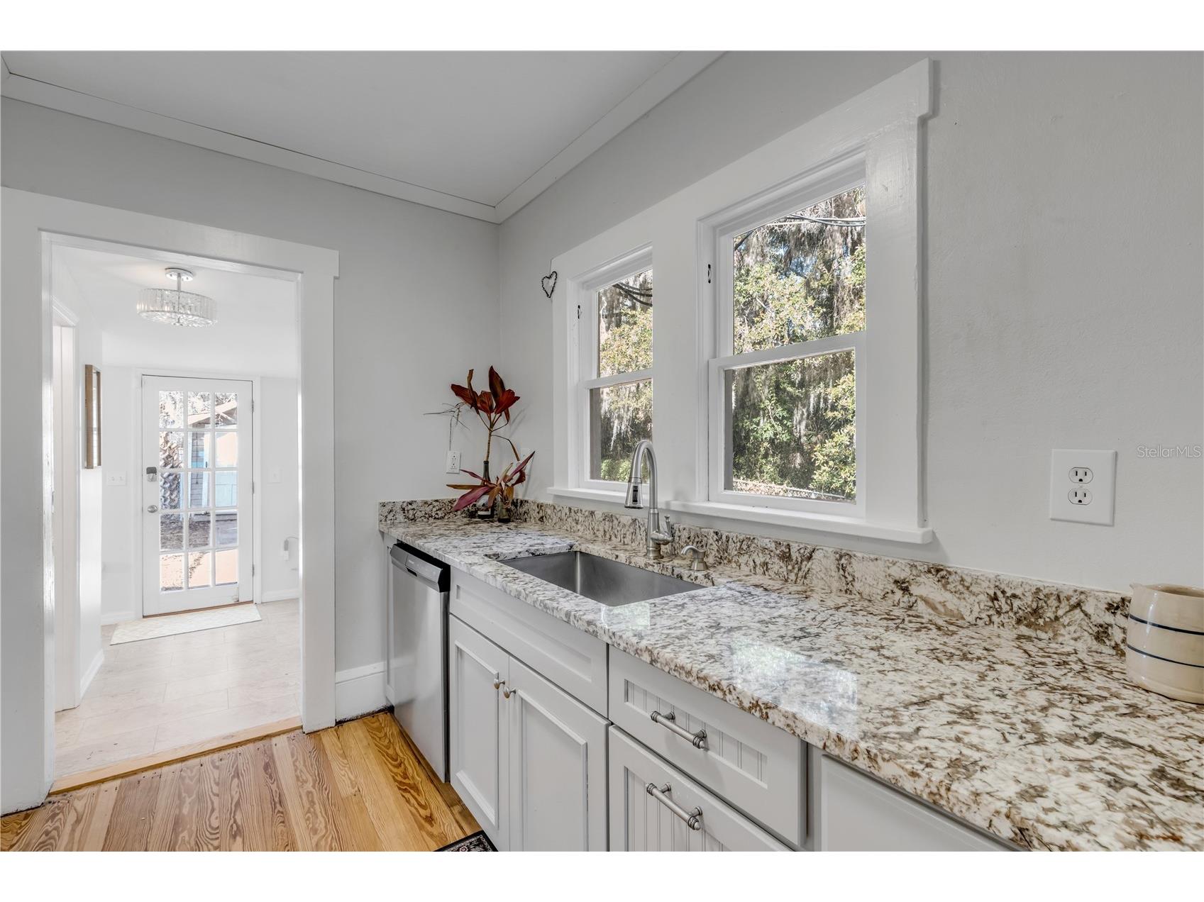 3054 N Dixie Freeway New Smyrna Beach FL 32168 - MURRAY CREEK NS1087379 image29