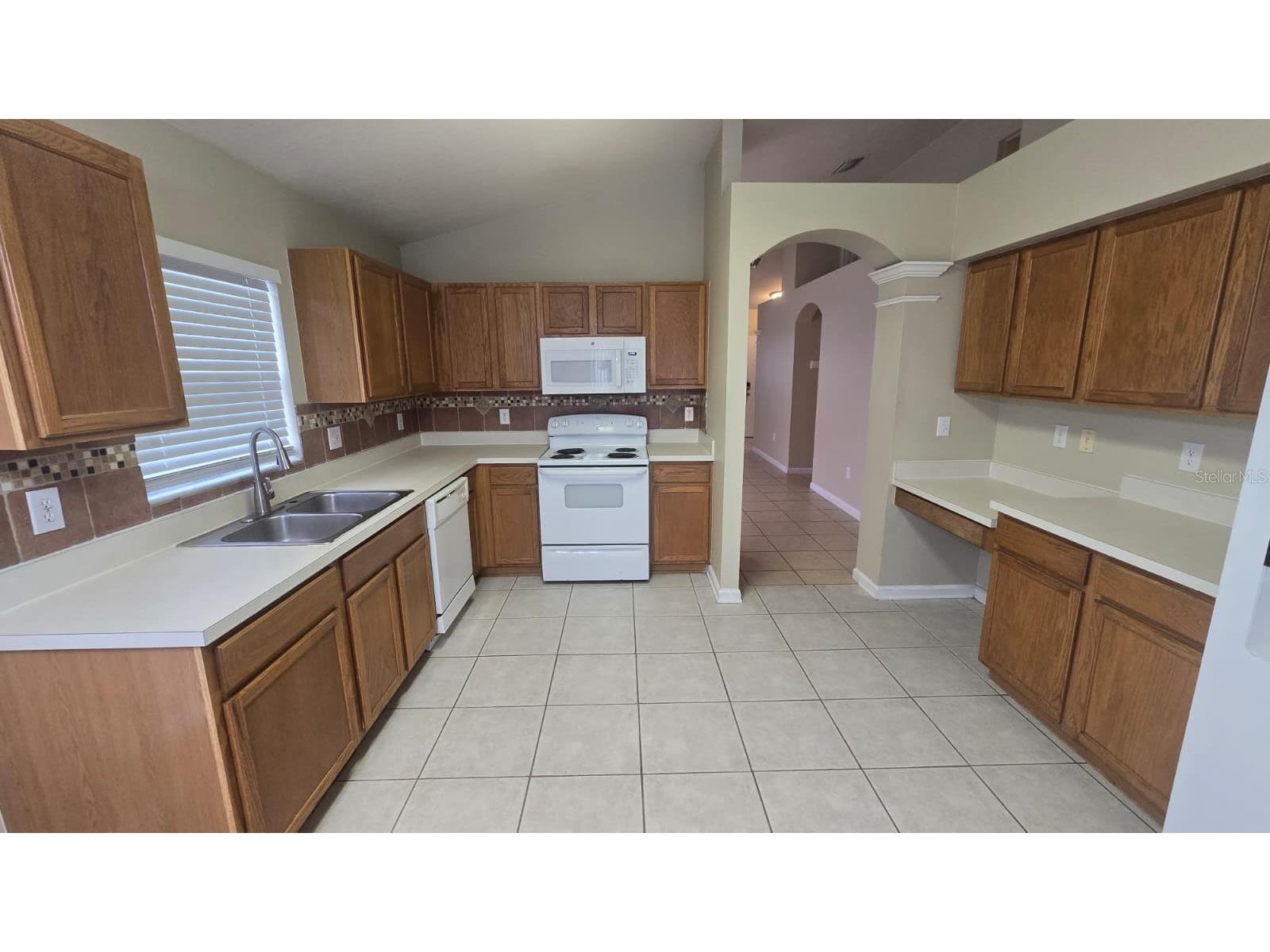 30548 Lanesborough Circle Wesley Chapel FL 33543 TB8460241 image4