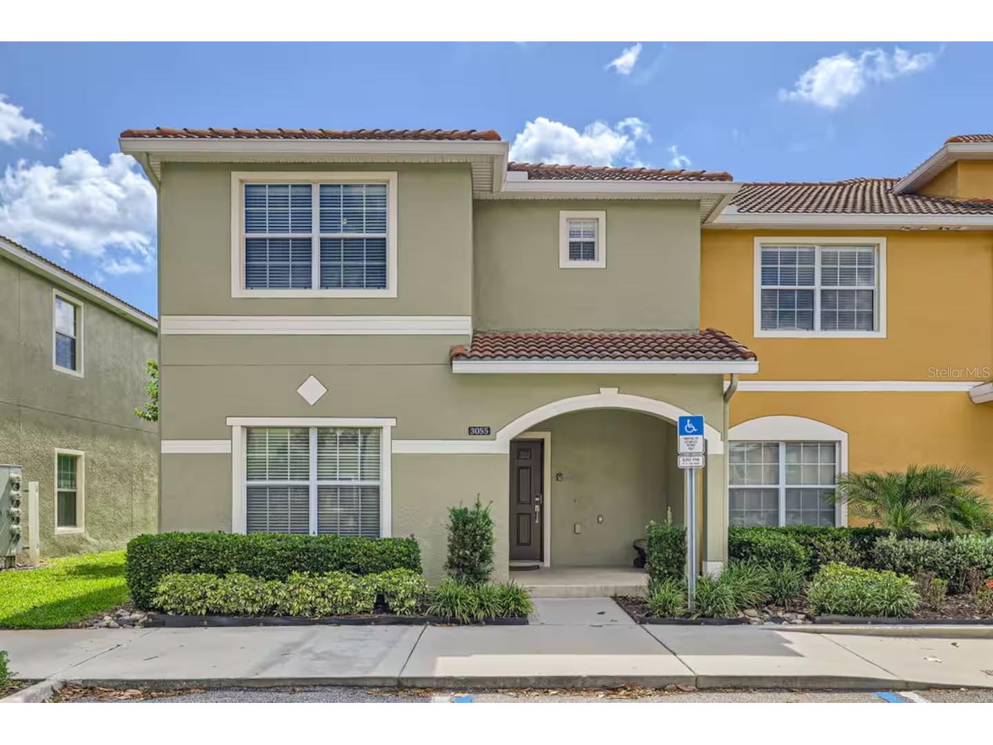 3055 Beach Palm Avenue Kissimmee FL 34747 O6377341 image1