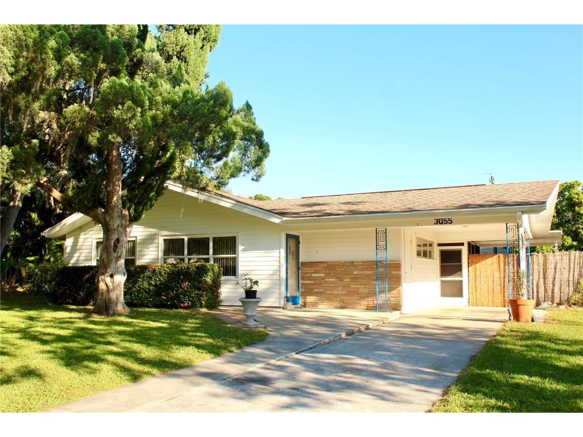 3055 Hatton Street Sarasota FL 34237 A4513172 image1