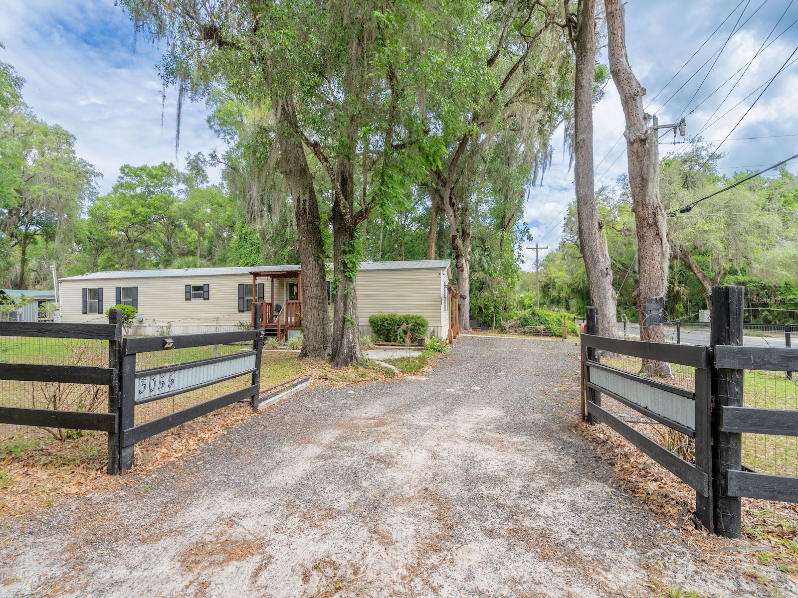 3055 NE 161st Street Citra FL 32113 OM723417 image1