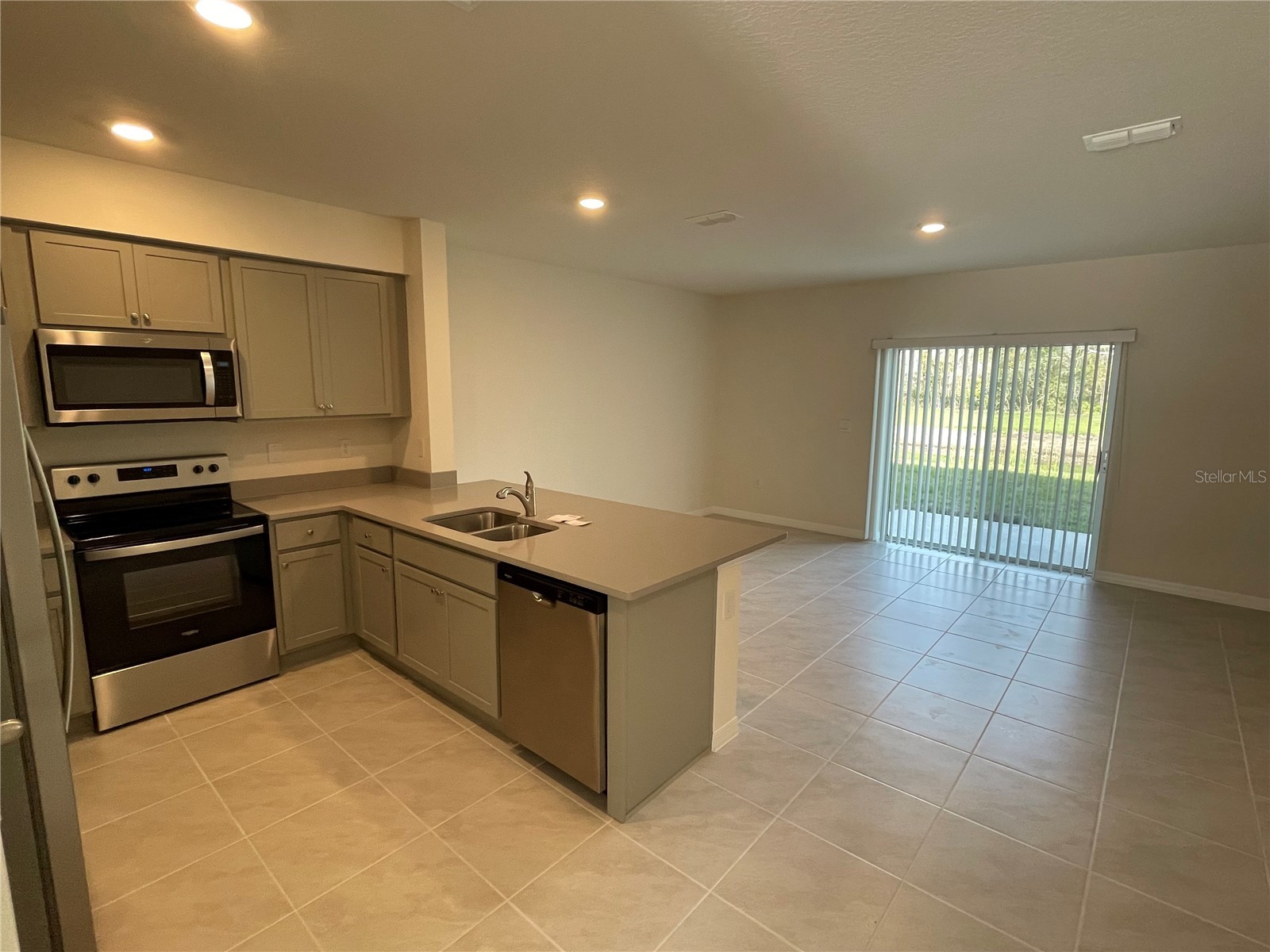3057 Canary Avenue Davenport FL 33837 O6413351 image5