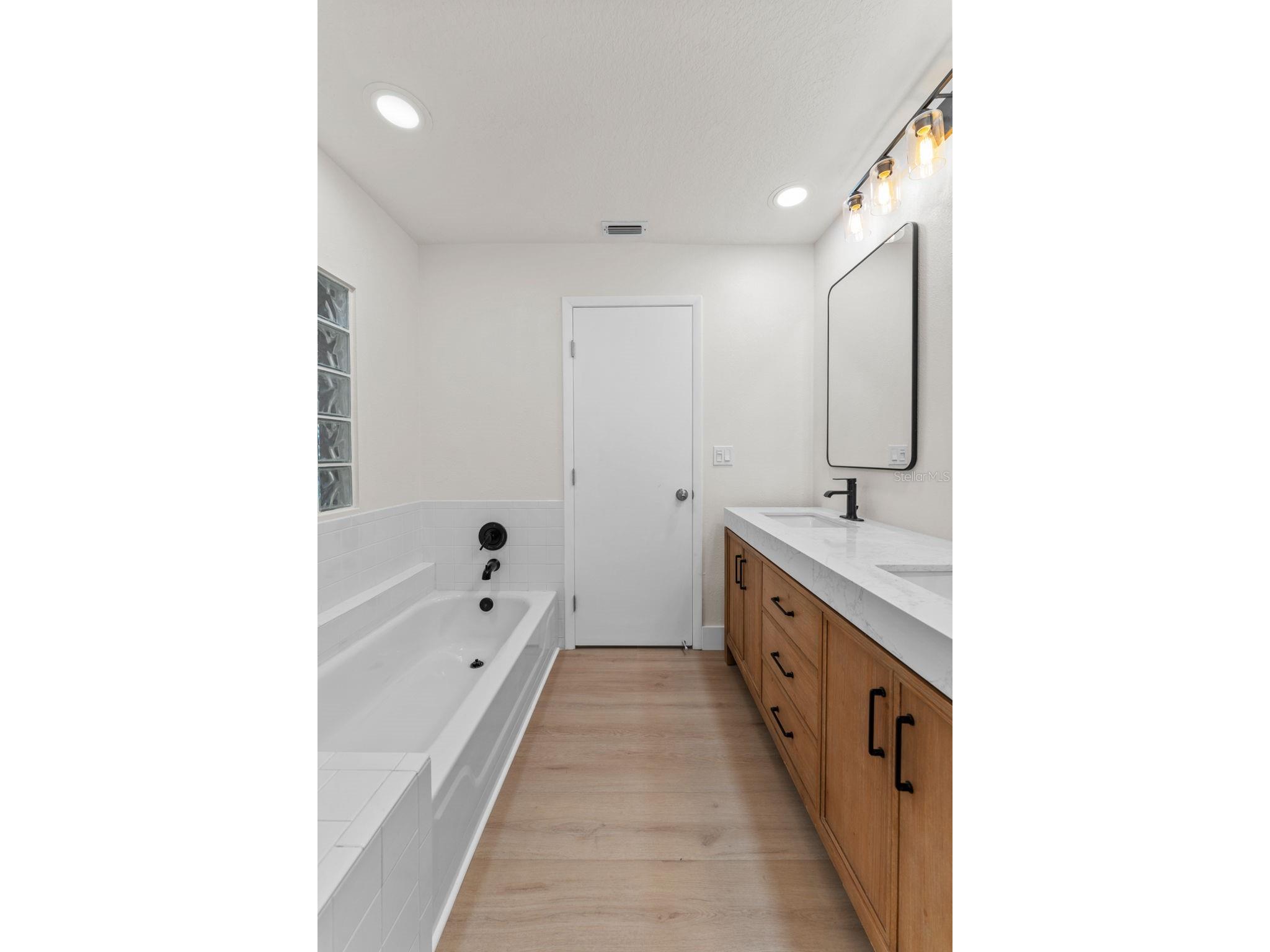 3058 Overlook Place Clearwater FL 33760 TB8447707 image23