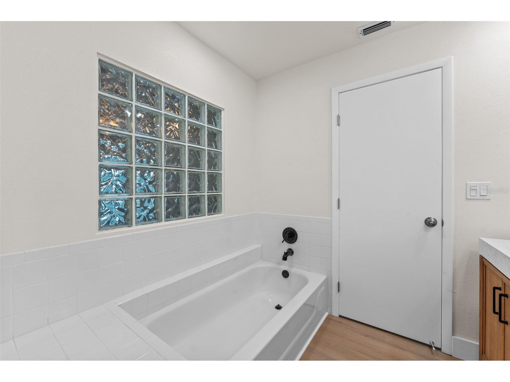 3058 Overlook Place Clearwater FL 33760 TB8447707 image24