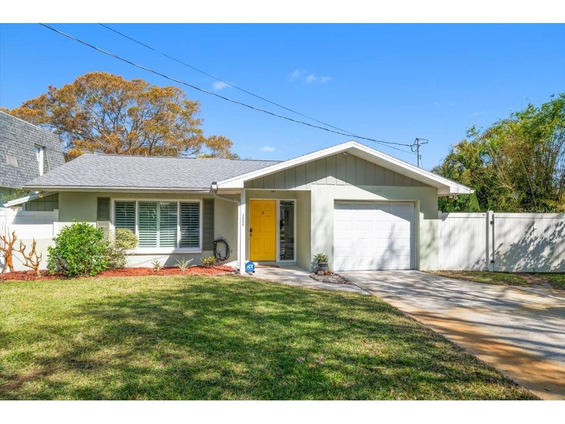 3059 Hickory Drive Largo FL 33770 - MCKAY CREEK TB8358824 image1