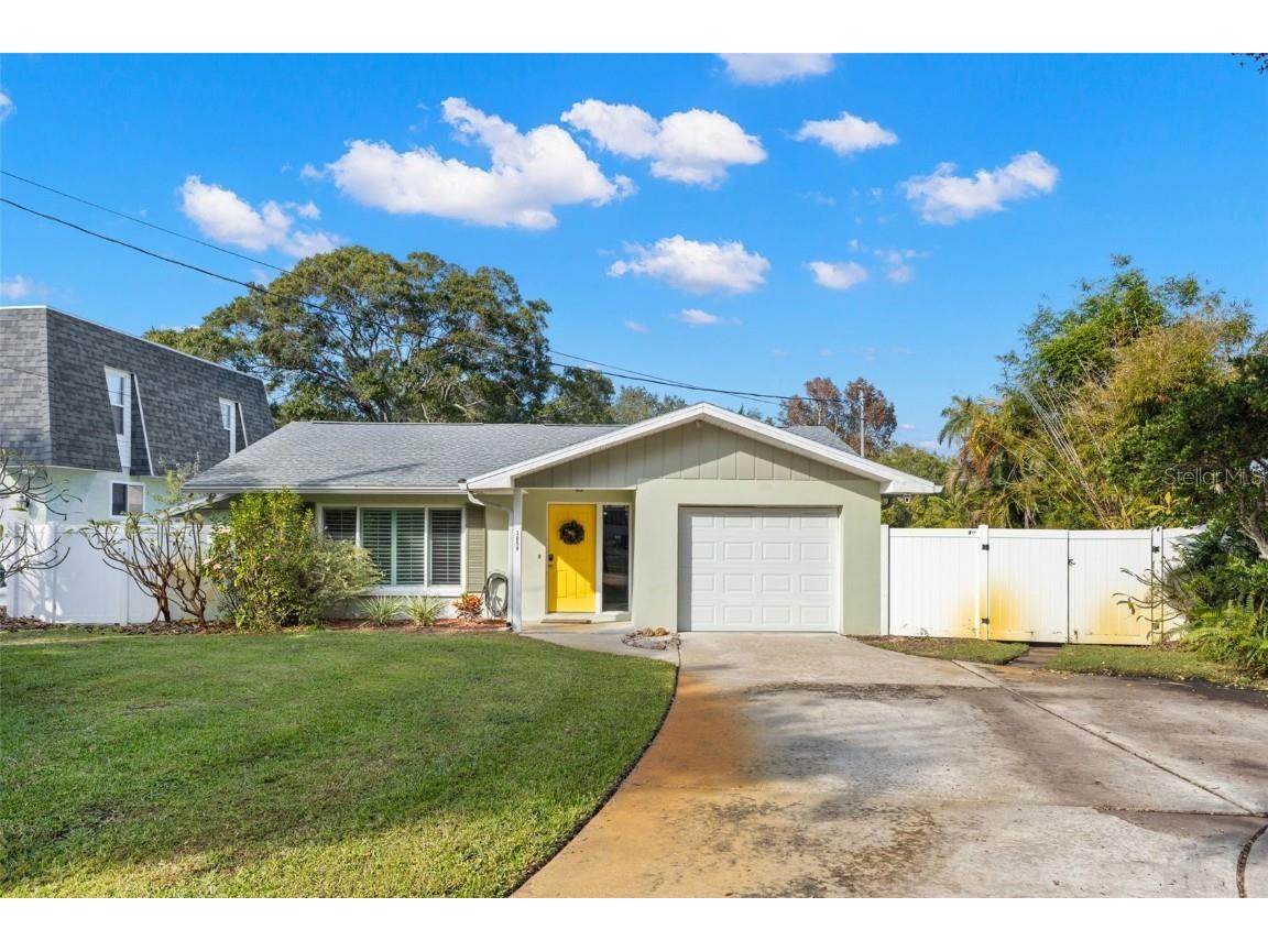 3059 Hickory Drive Largo FL 33770 - MCKAY CREEK TB8452453 image1