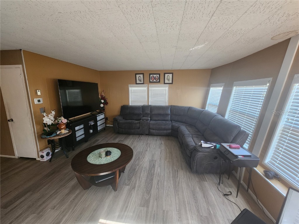 306 49th Avenue W Bradenton FL 34207 A4653837 image8