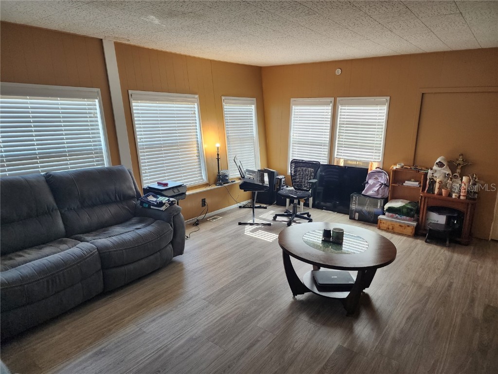 306 49th Avenue W Bradenton FL 34207 A4653837 image9