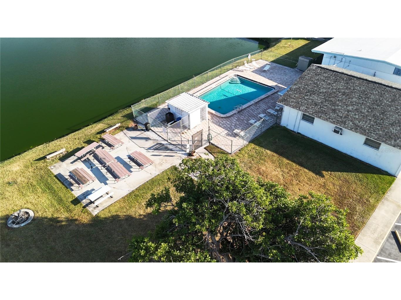 306 50th Avenue Plaza E Bradenton FL 34203 A4666841 image17