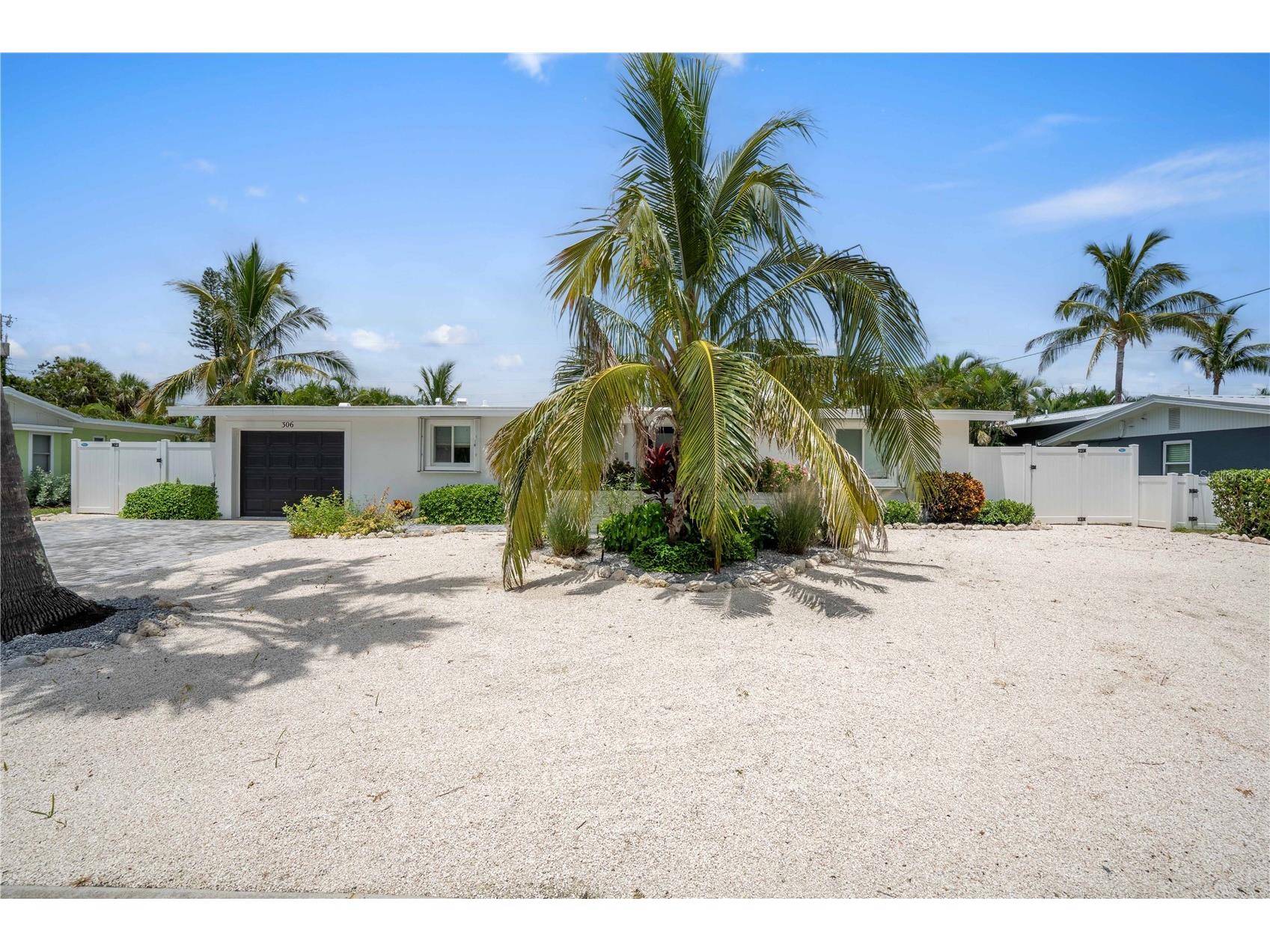 306 66th Street Holmes Beach FL 34217 A4678590 image1