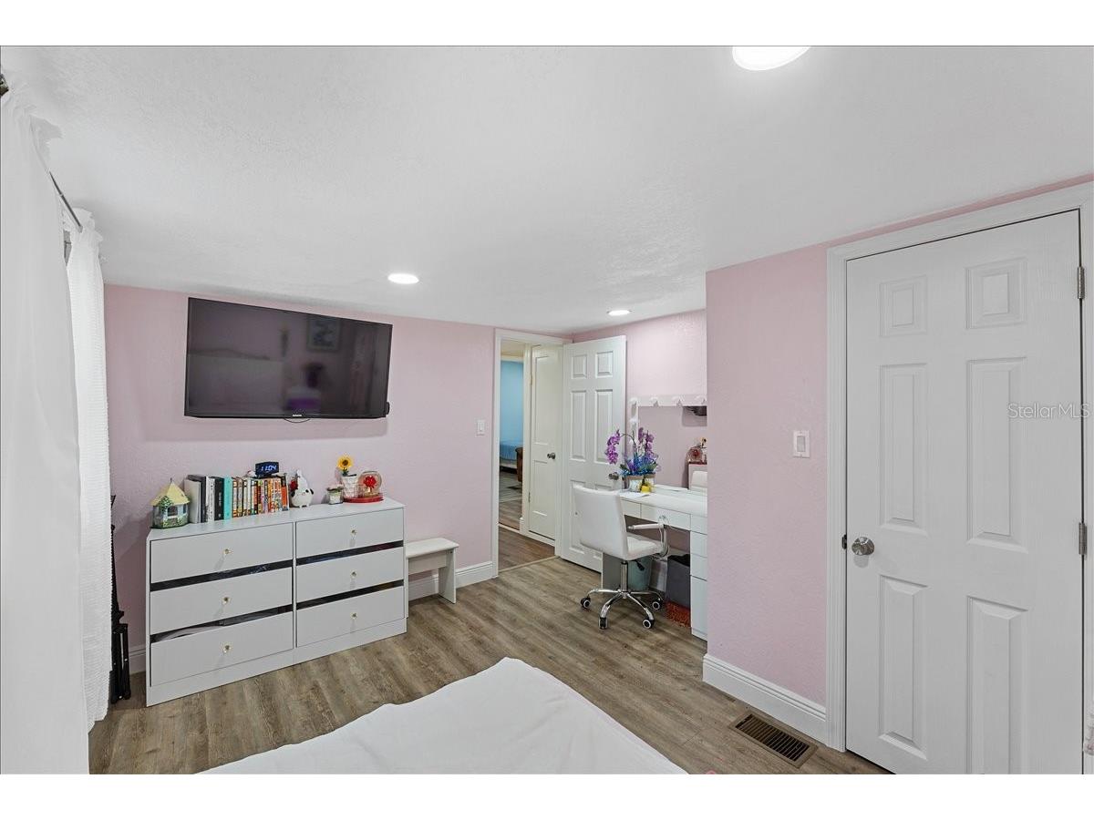 306 Avenue A Wahneta E Winter Haven FL 33880 TB8464408 image17