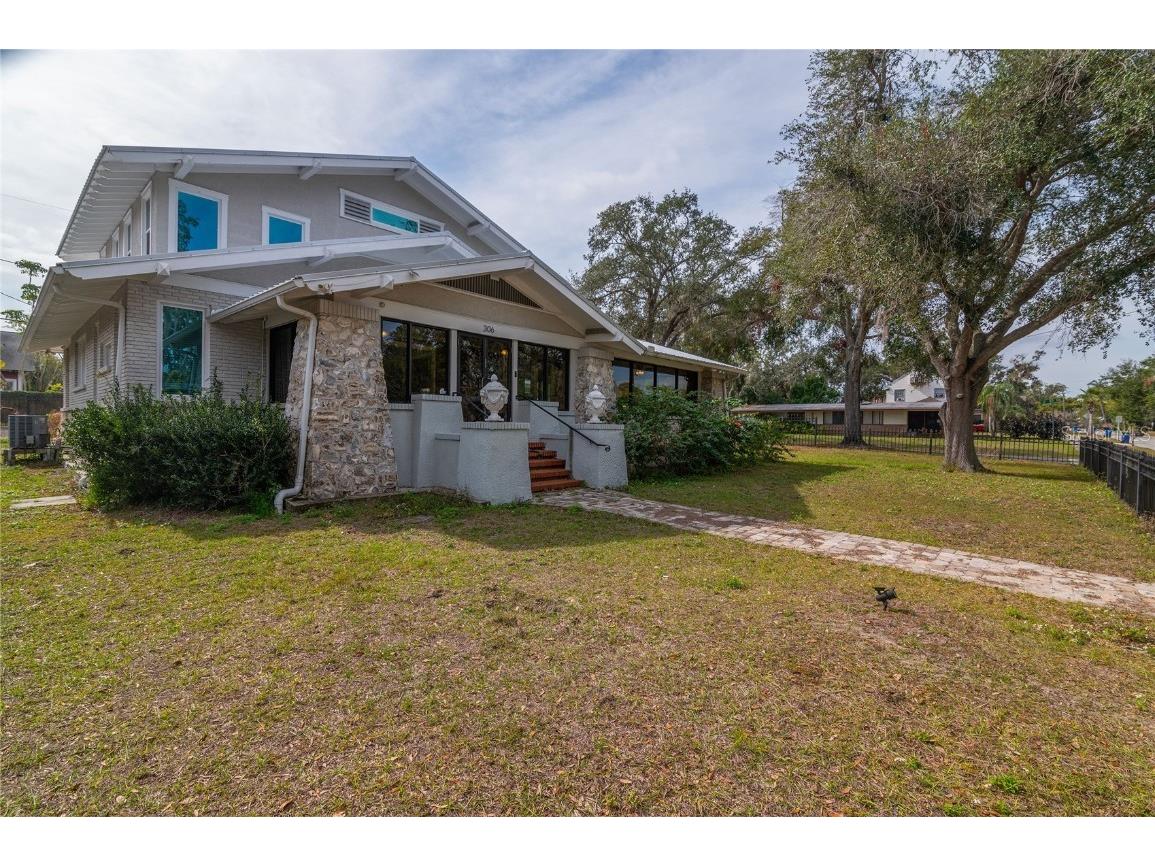 306 Avenue C NE Winter Haven FL 33881 L4950240 image1