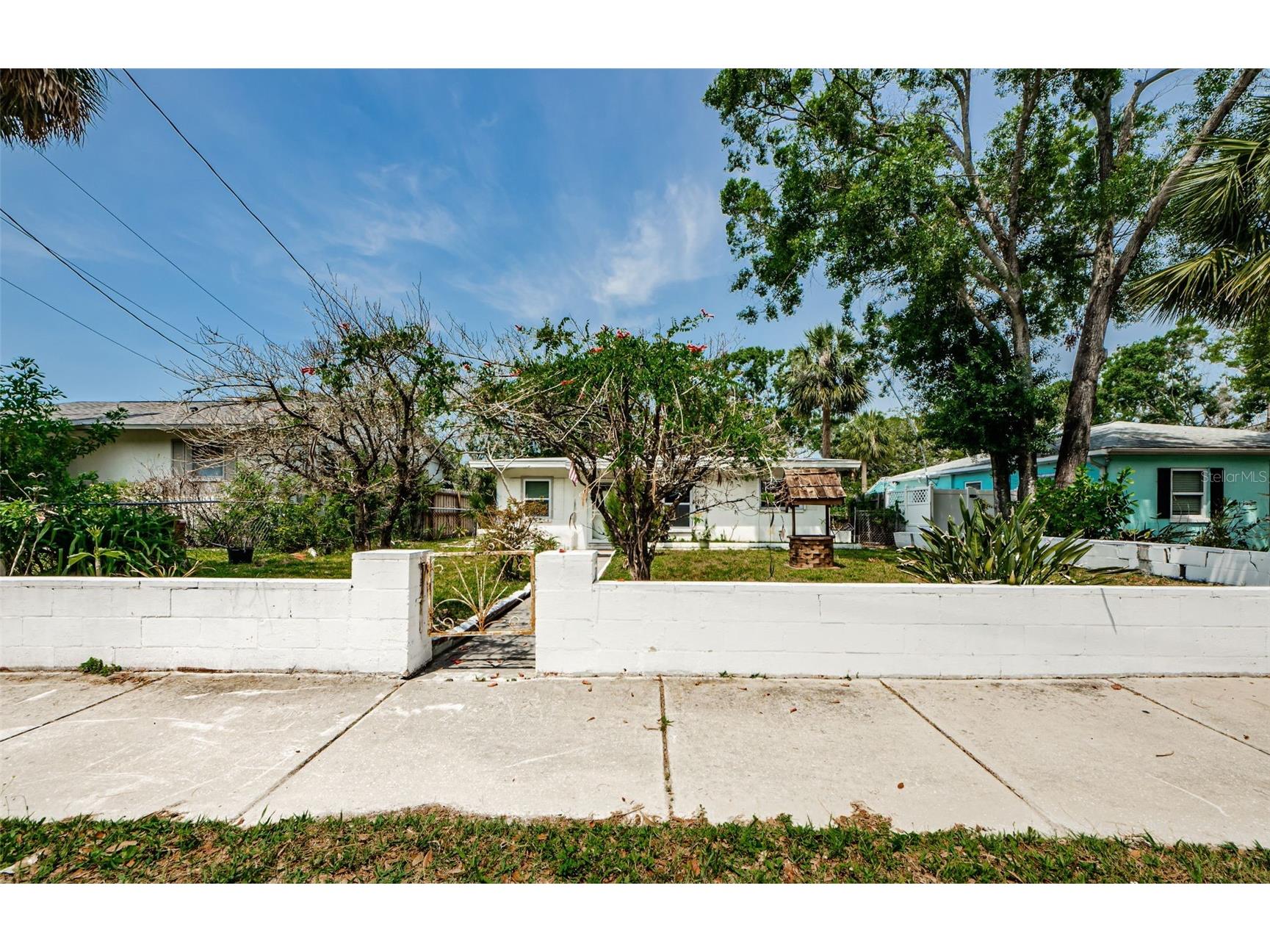 306 Banana Street Tarpon Springs FL 34689 TB8382399 image1
