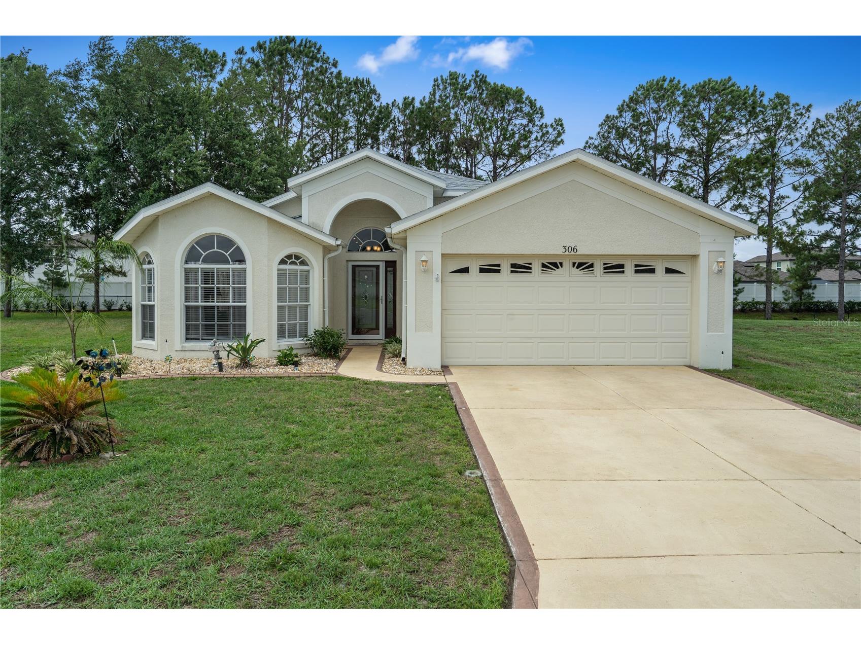 306 Barrington Court Spring Hill FL 34609 W7886547 image1