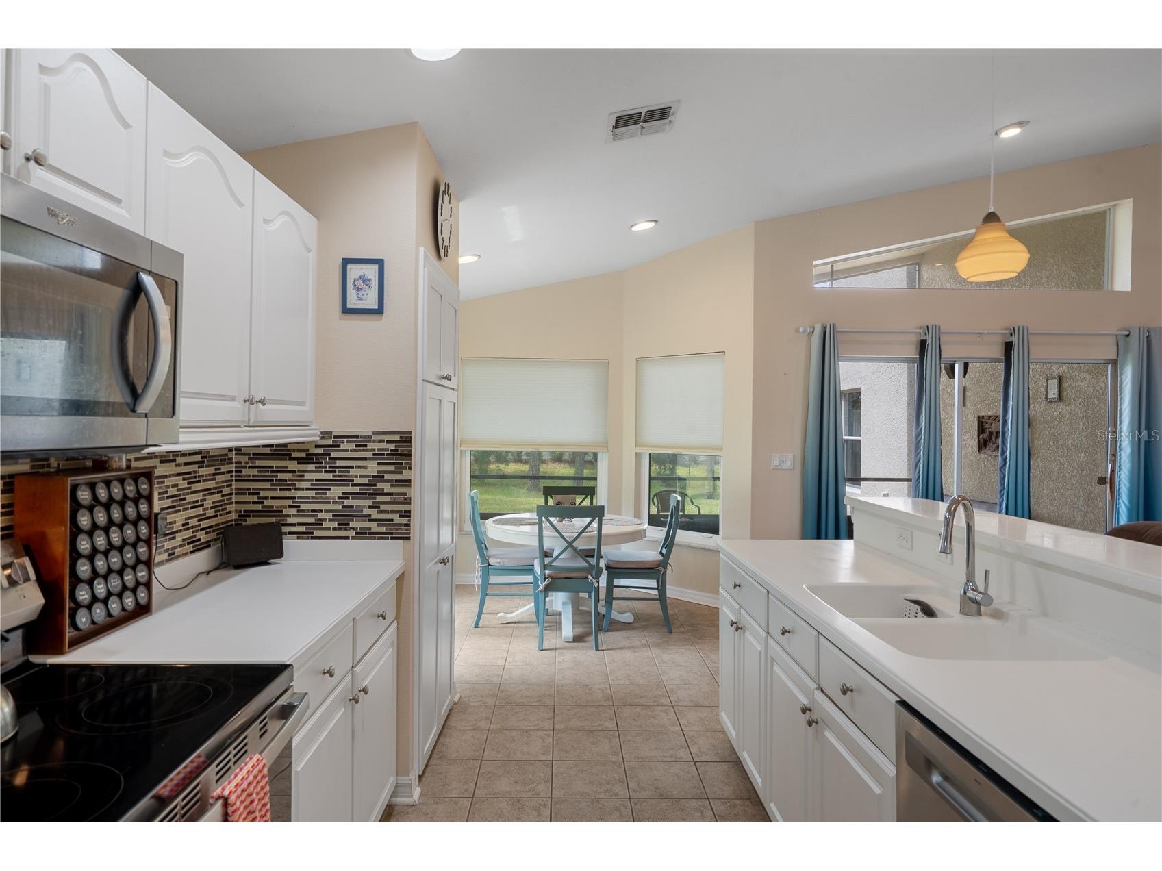 306 Barrington Court Spring Hill FL 34609 W7886547 image21